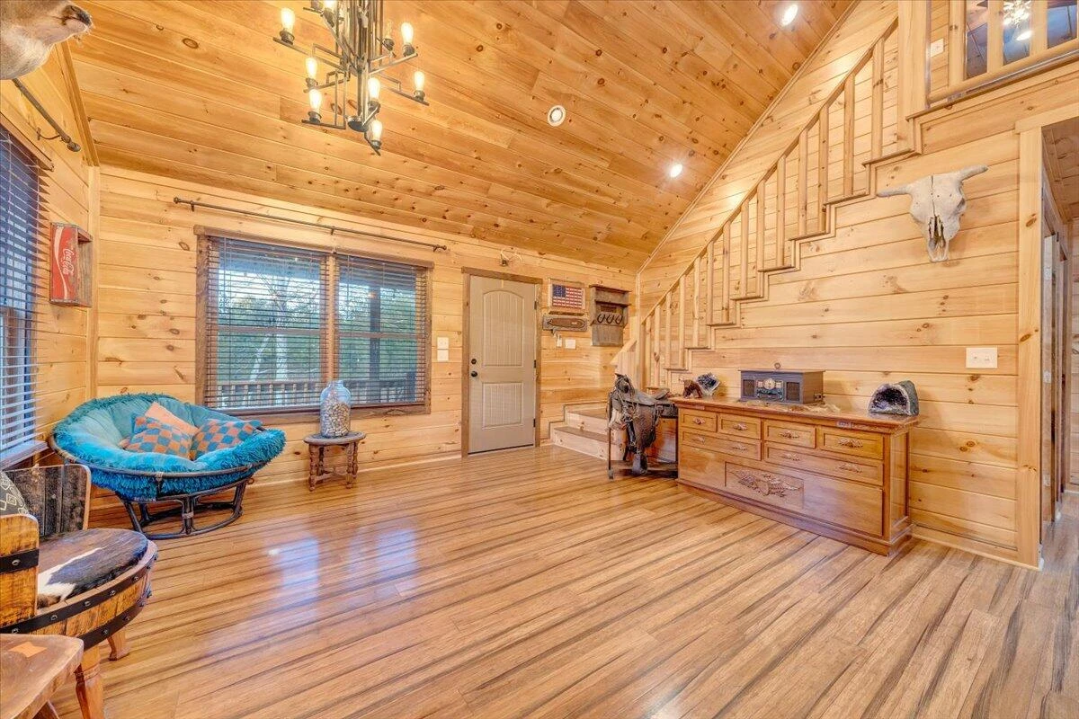 192 Meadows Farm RD - Photo 9