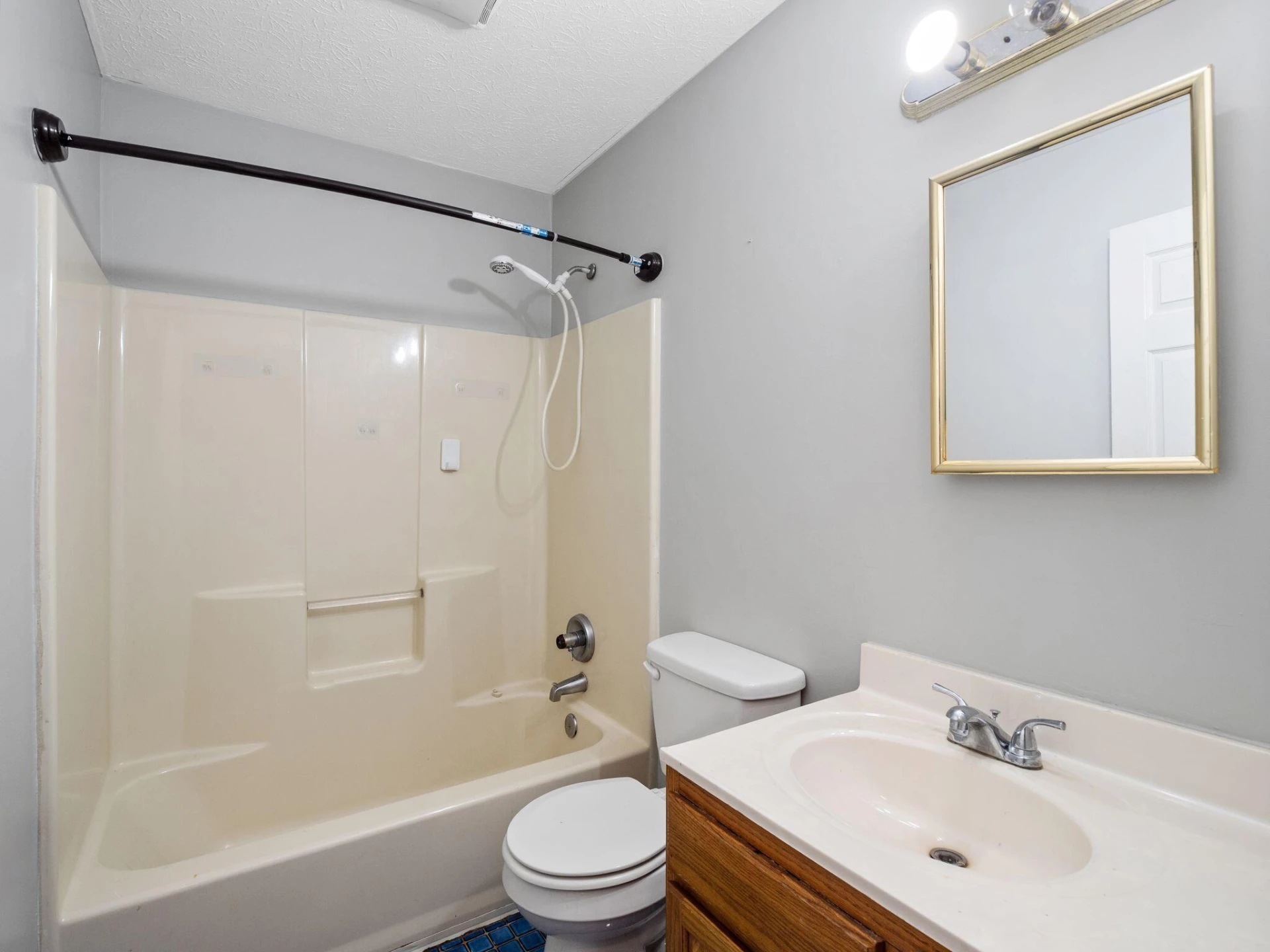 2001 Woodhaven DR - Photo 19