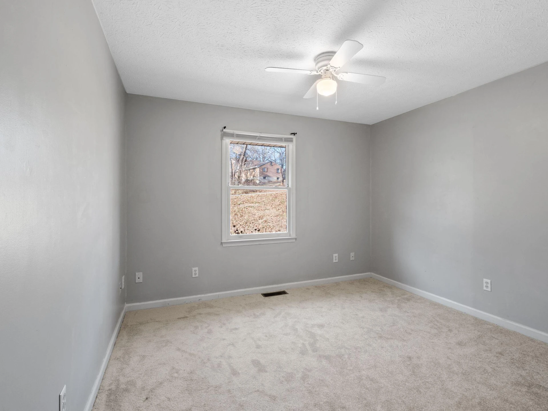 2001 Woodhaven DR - Photo 20