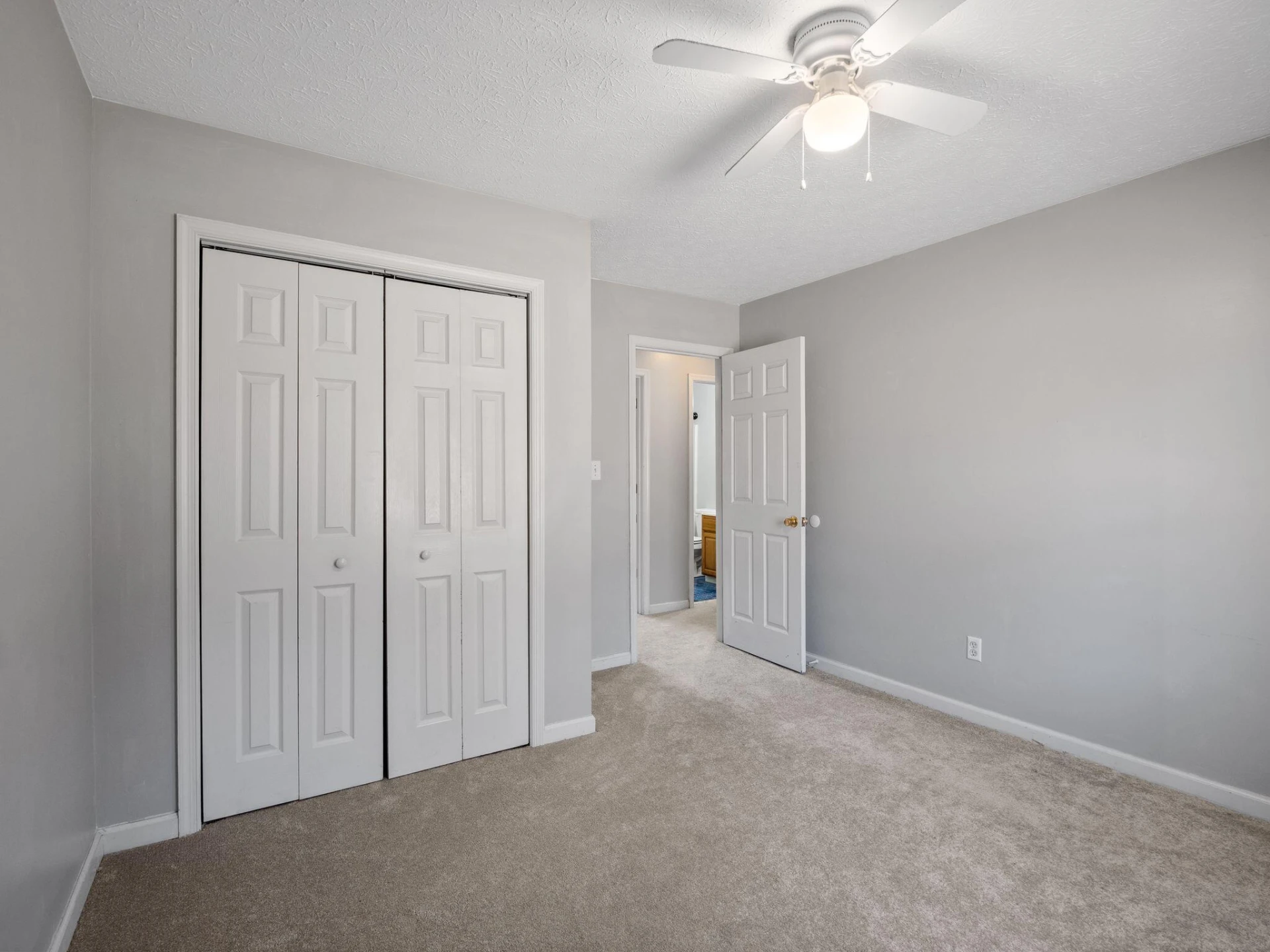 2001 Woodhaven DR - Photo 21