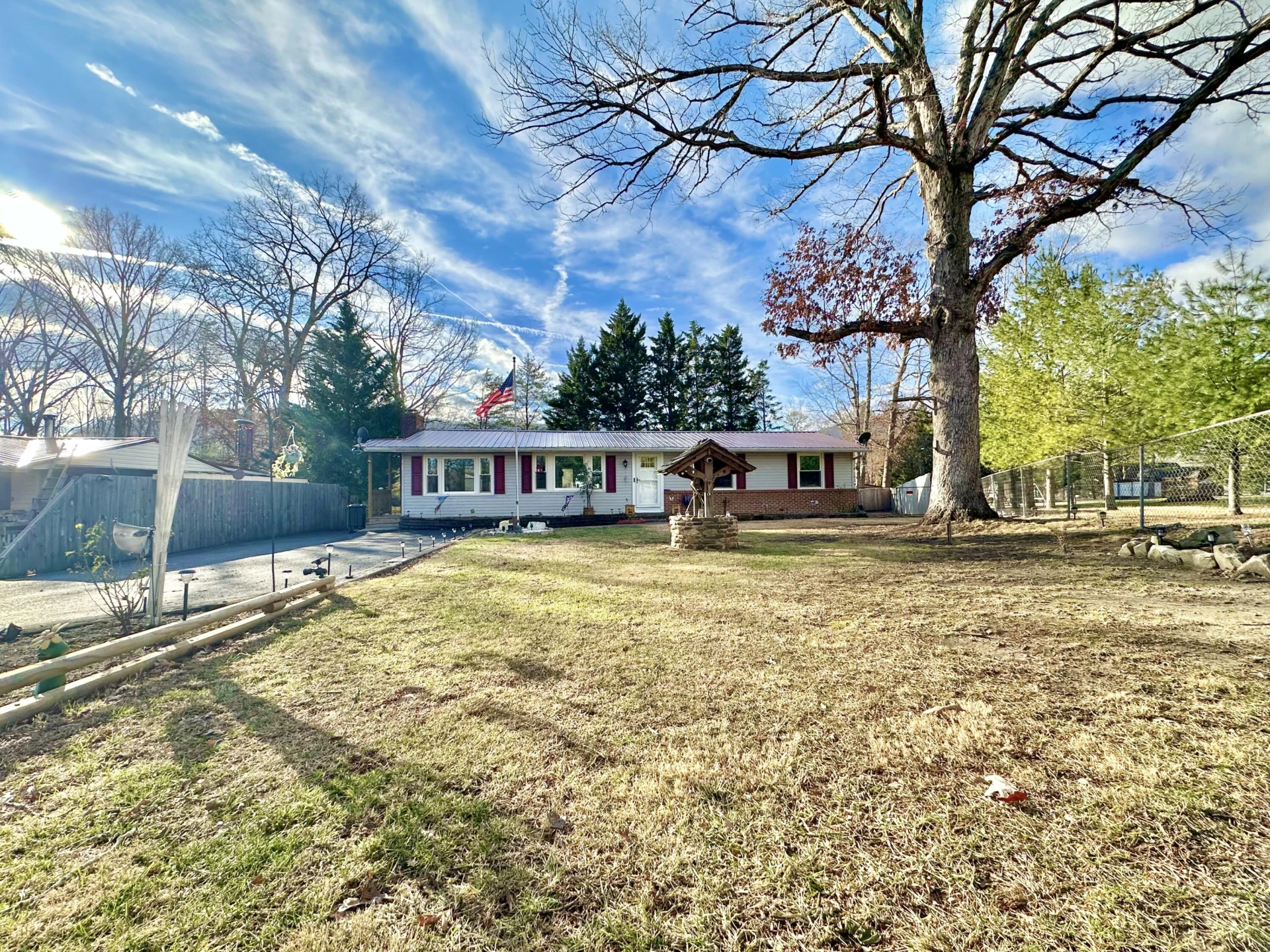 1511 Cedar ST