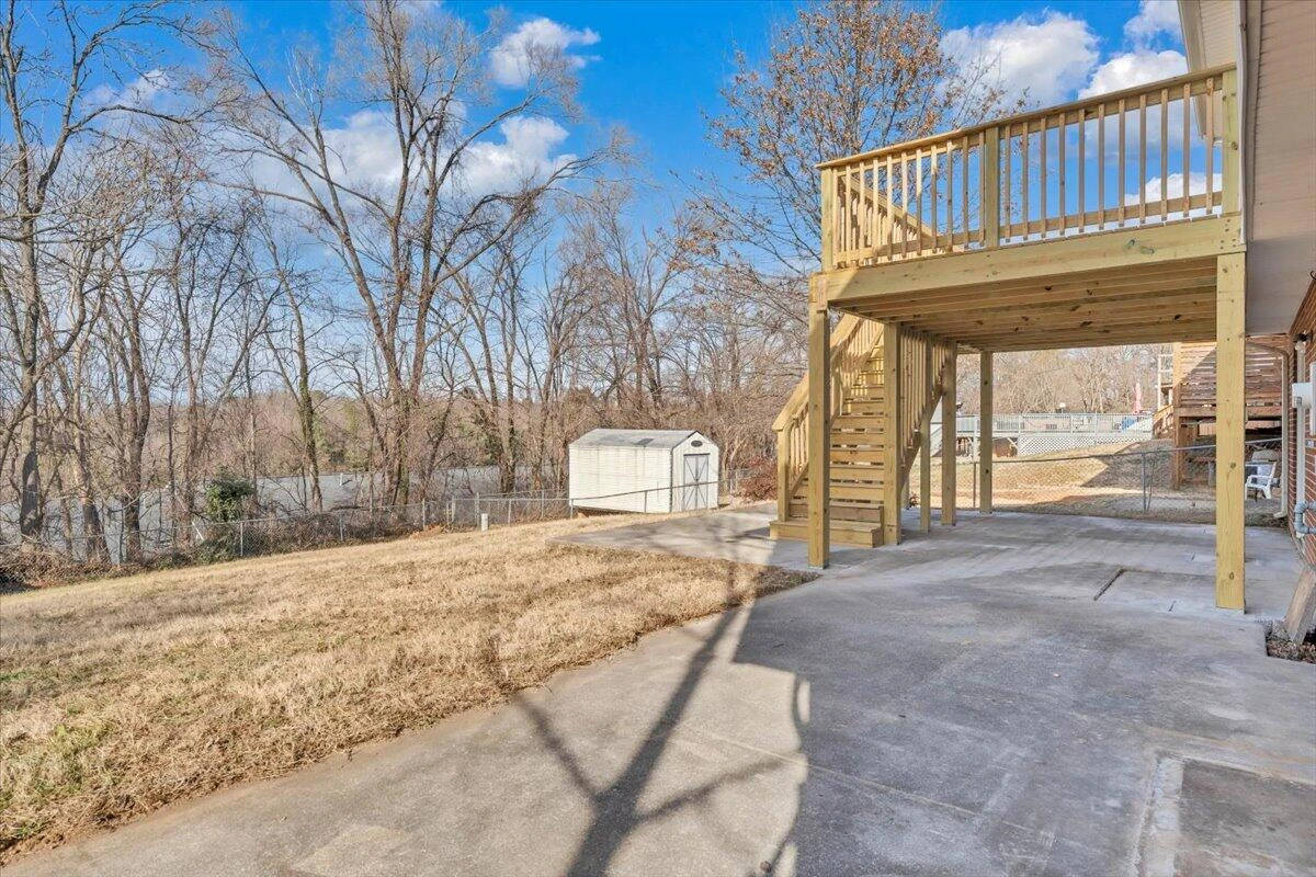 619 Missimer LN - Photo 43
