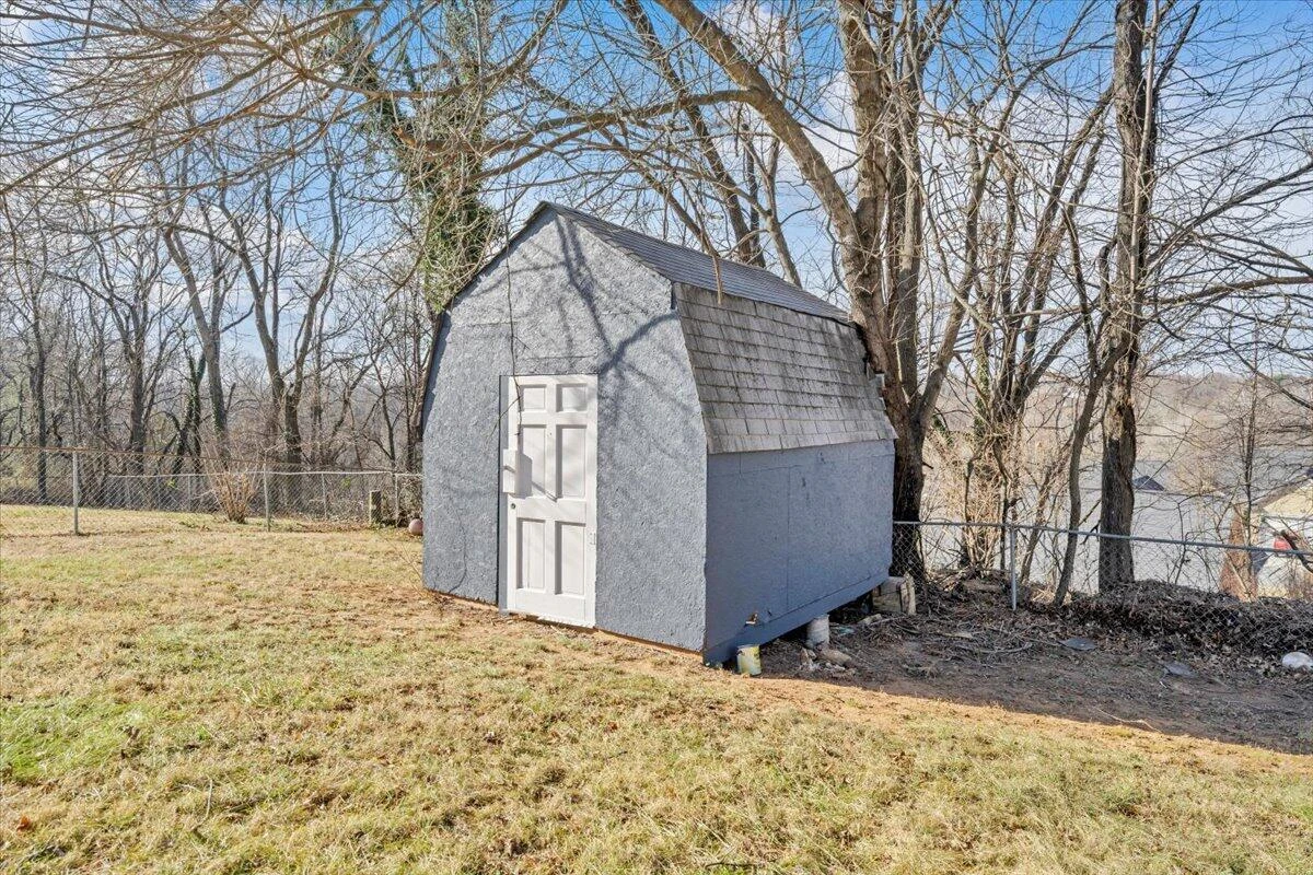 619 Missimer LN - Photo 44