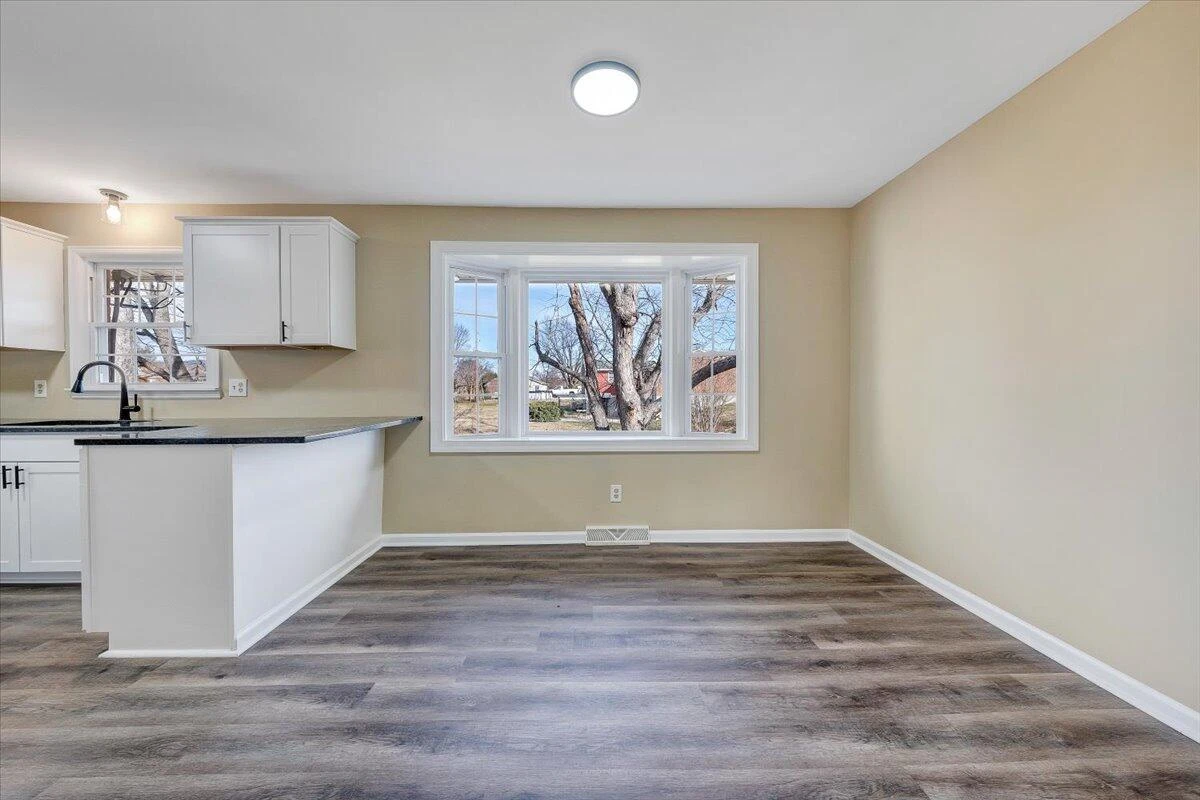5809 Sierra DR NW - Photo 13