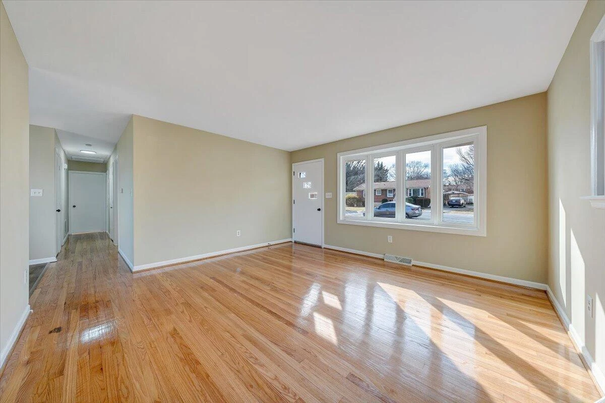 5809 Sierra DR NW - Photo 18