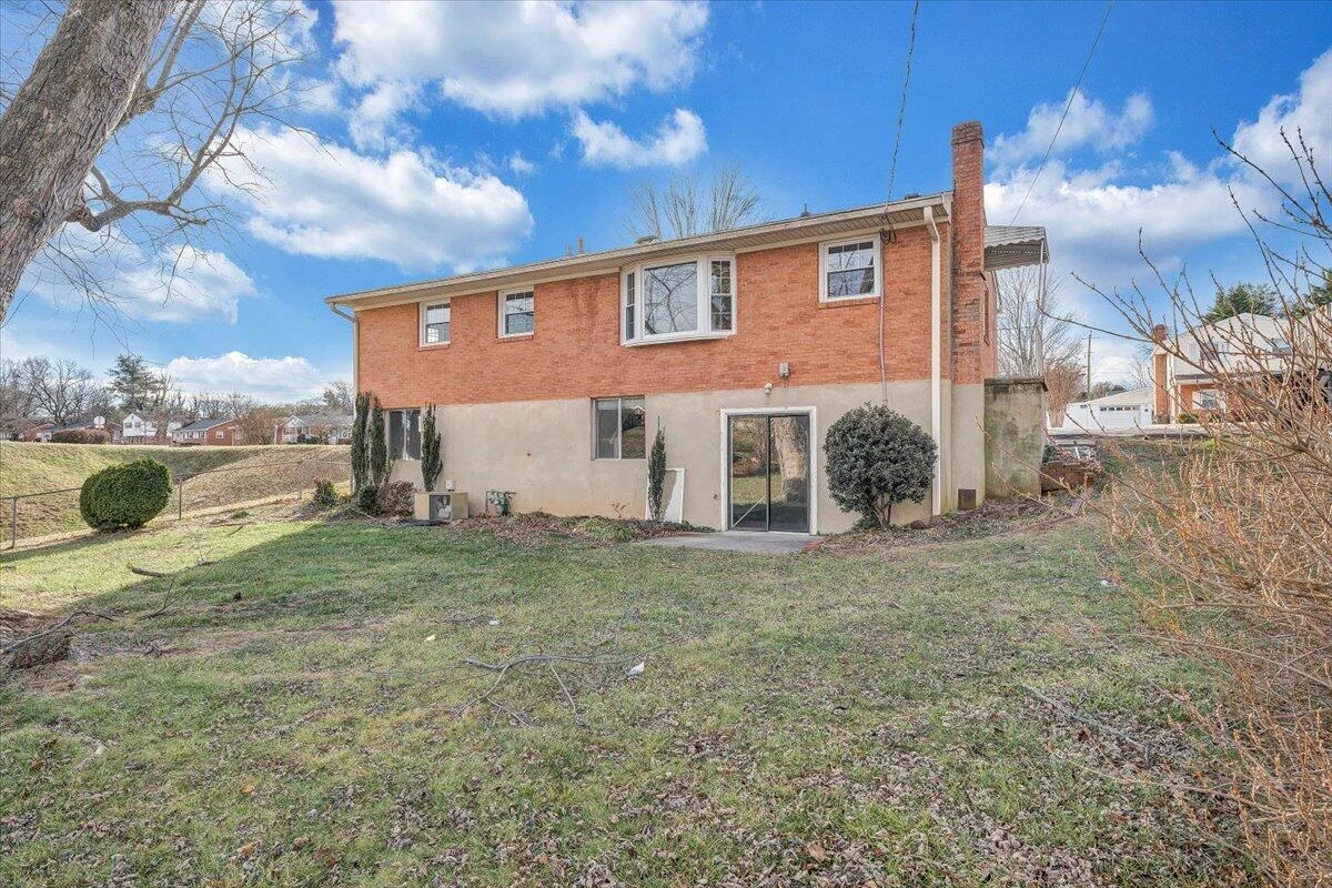 5809 Sierra DR NW - Photo 7