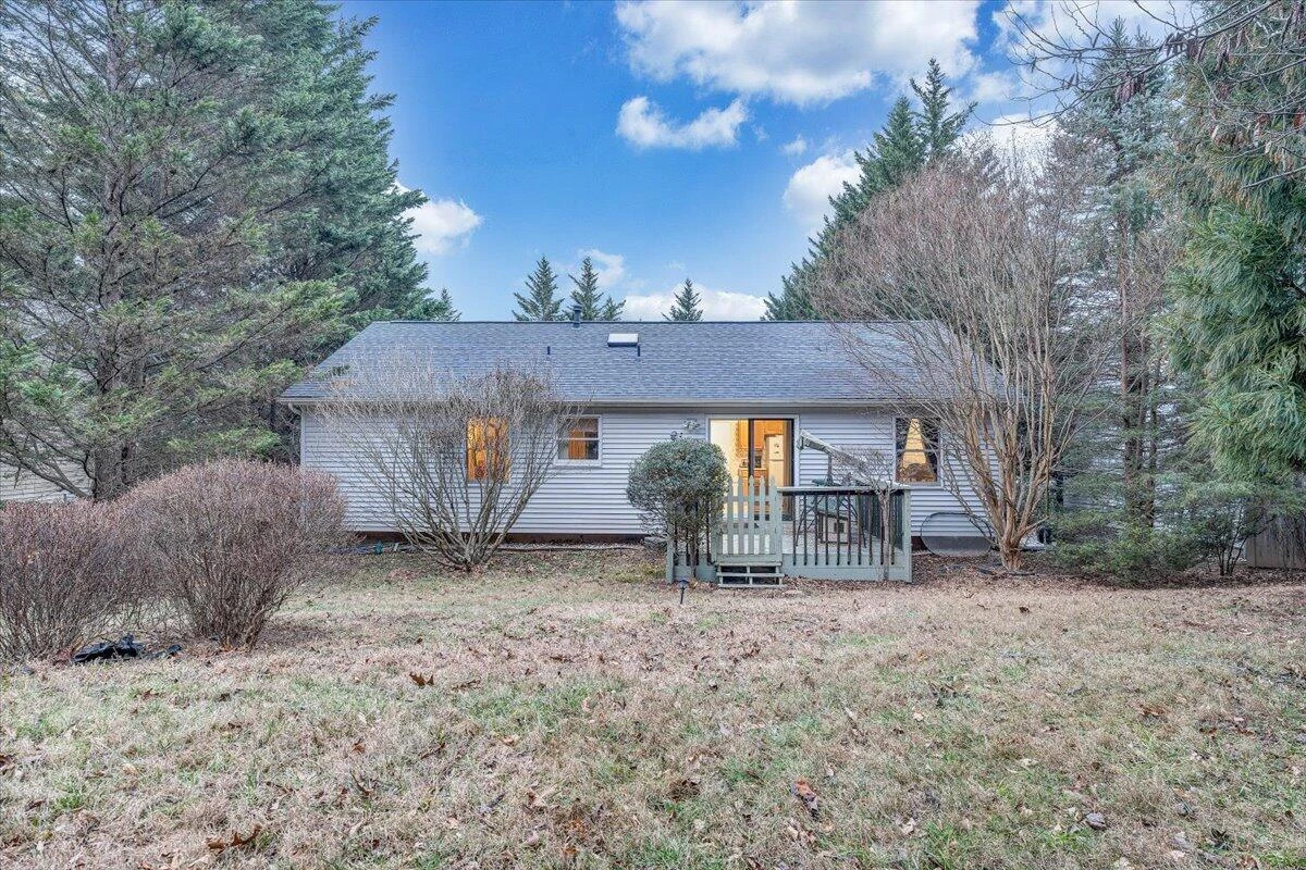 2720 Grandin RD SW - Photo 15