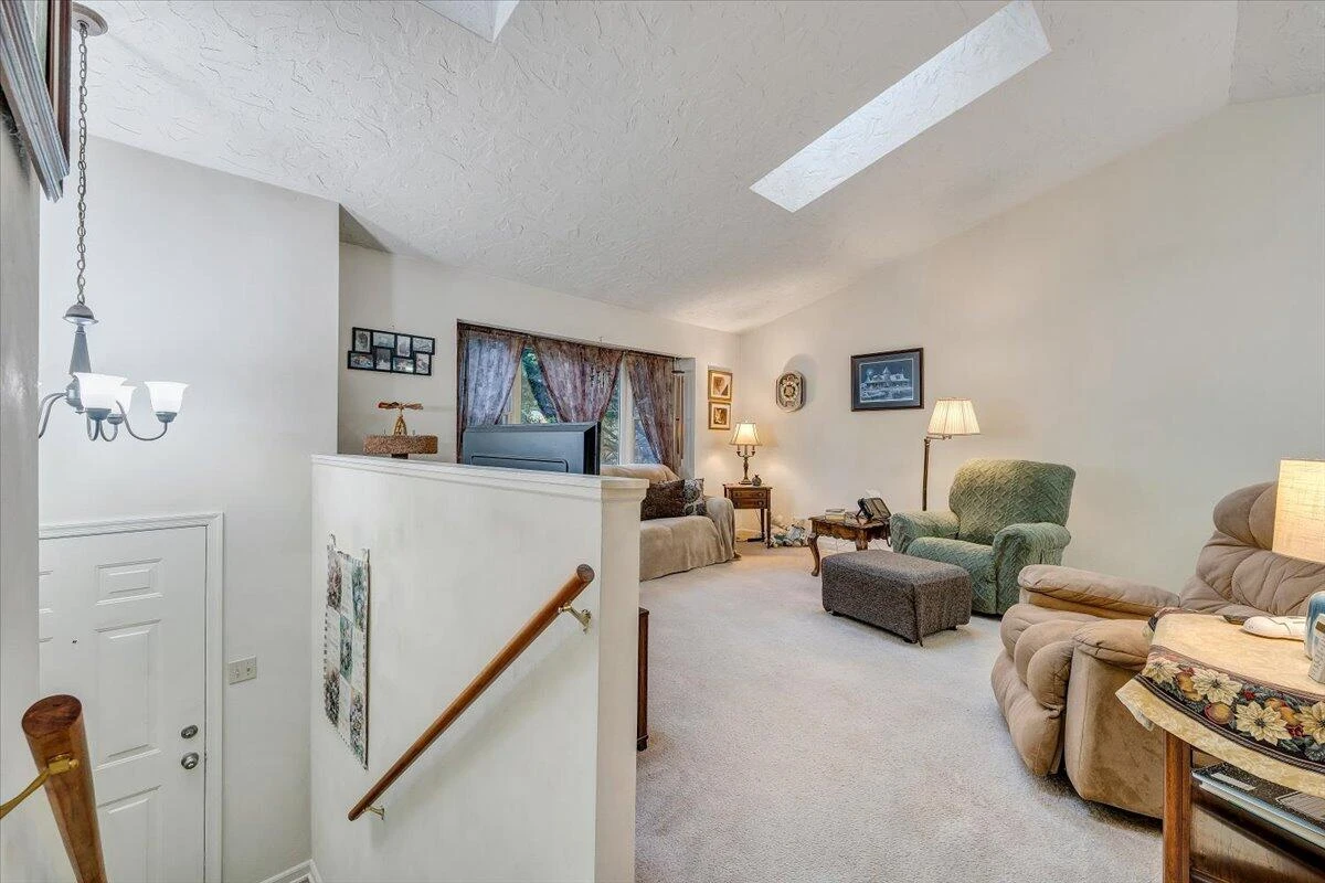 2720 Grandin RD SW - Photo 22