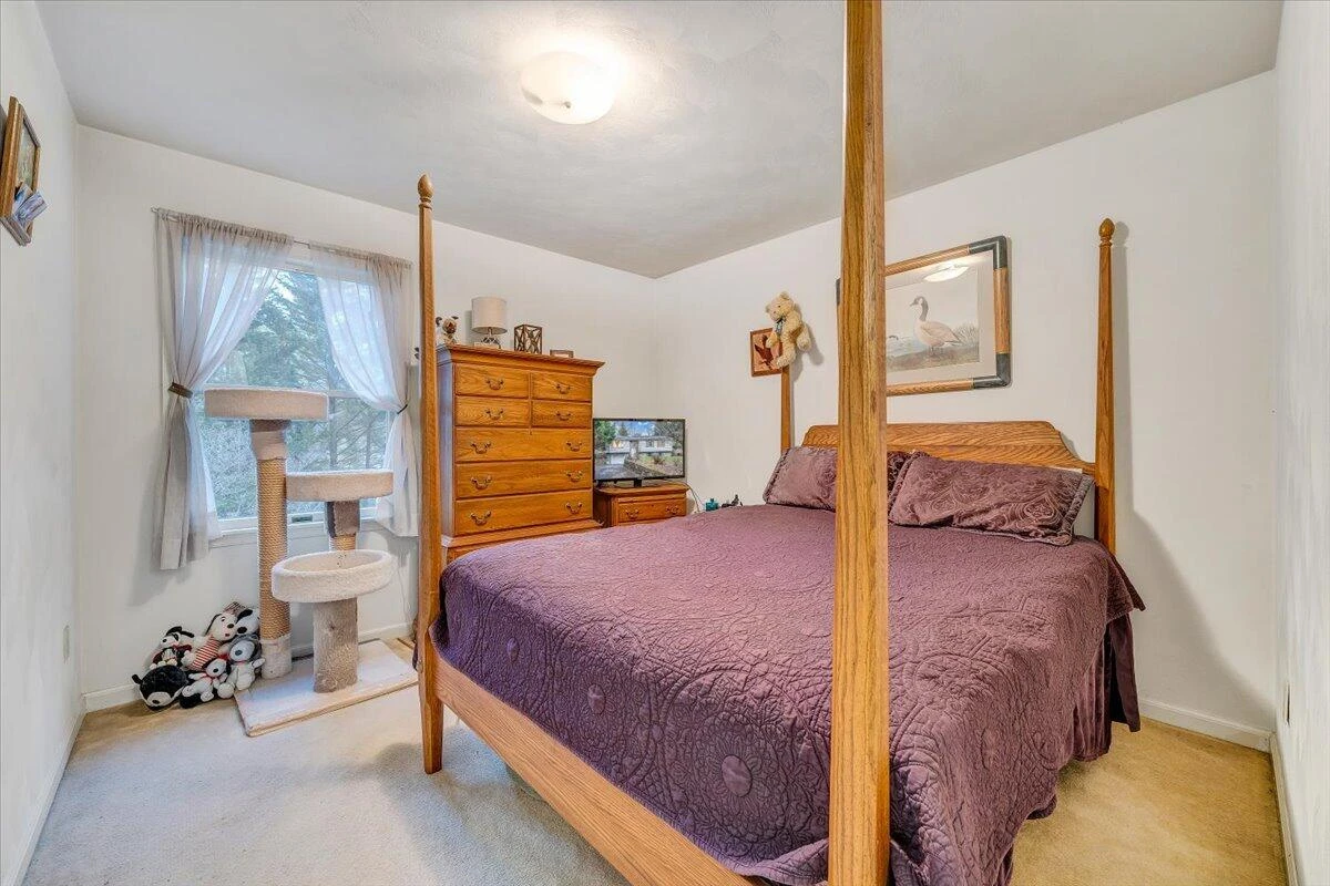 2720 Grandin RD SW - Photo 37