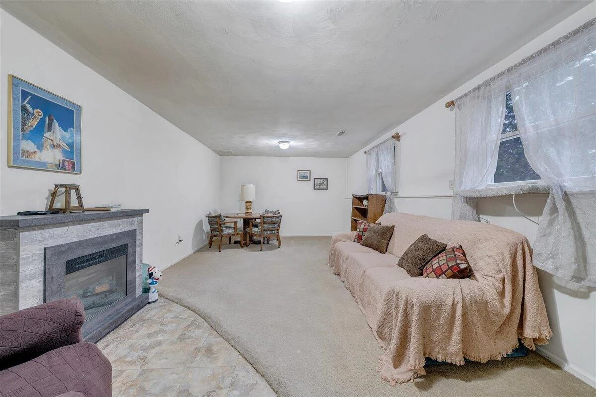 2720 Grandin RD SW - Photo 47