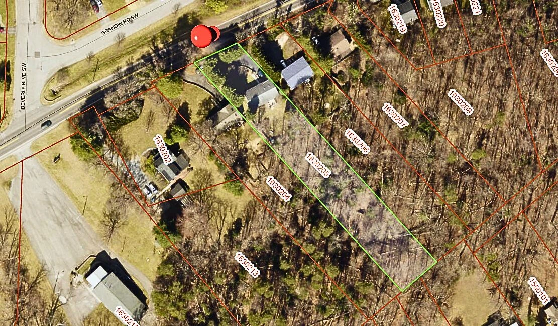 2720 Grandin RD SW - Photo 8