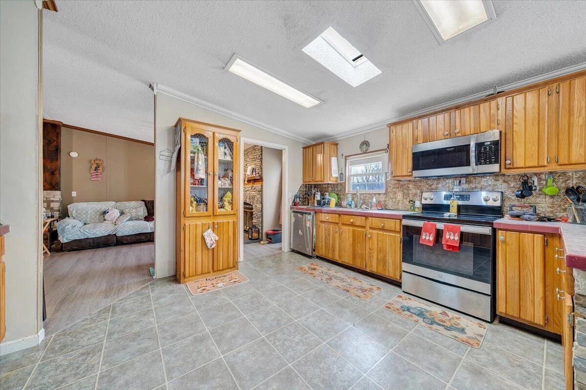 5705 Fork Mountain RD - Photo 17