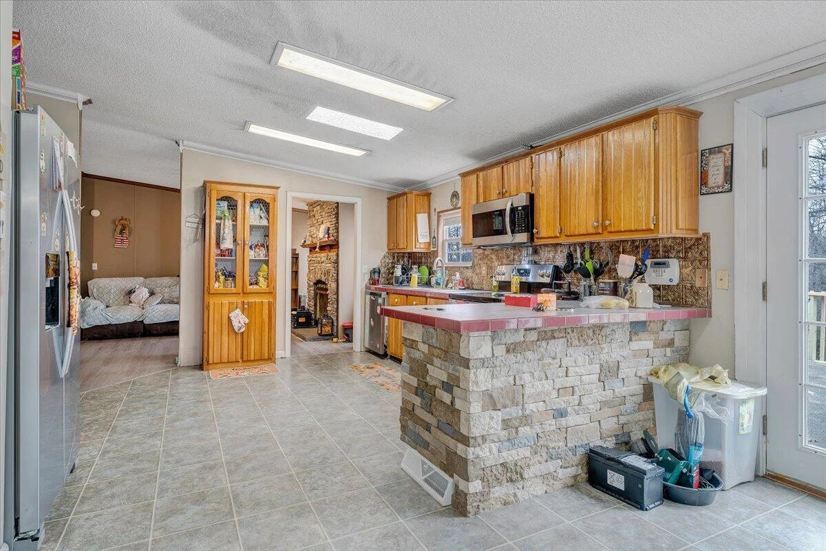 5705 Fork Mountain RD - Photo 18