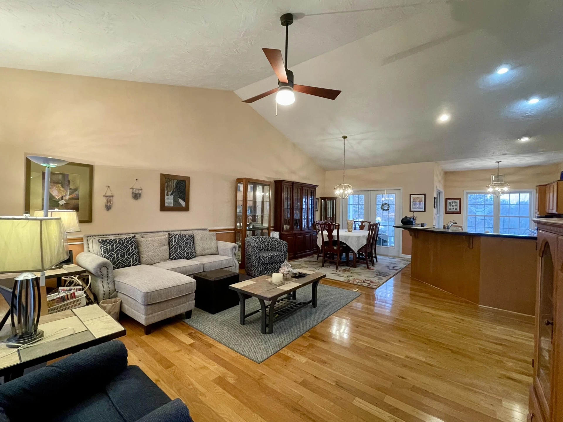 1625 Morewood RD - Photo 2