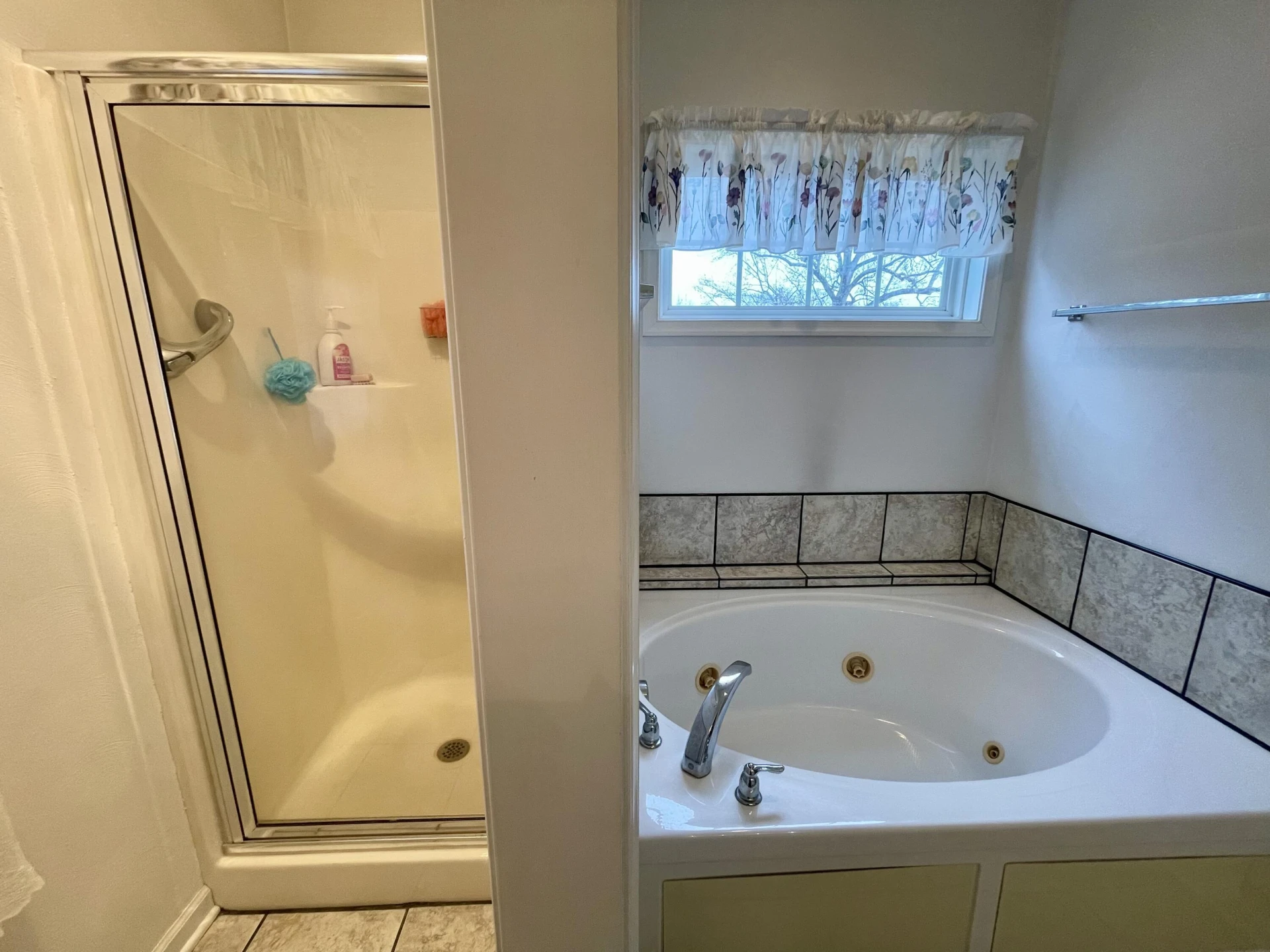 1625 Morewood RD - Photo 5