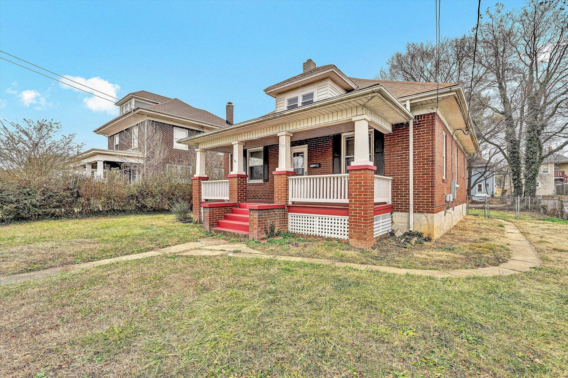 919 Dale AVE SE - Photo 13