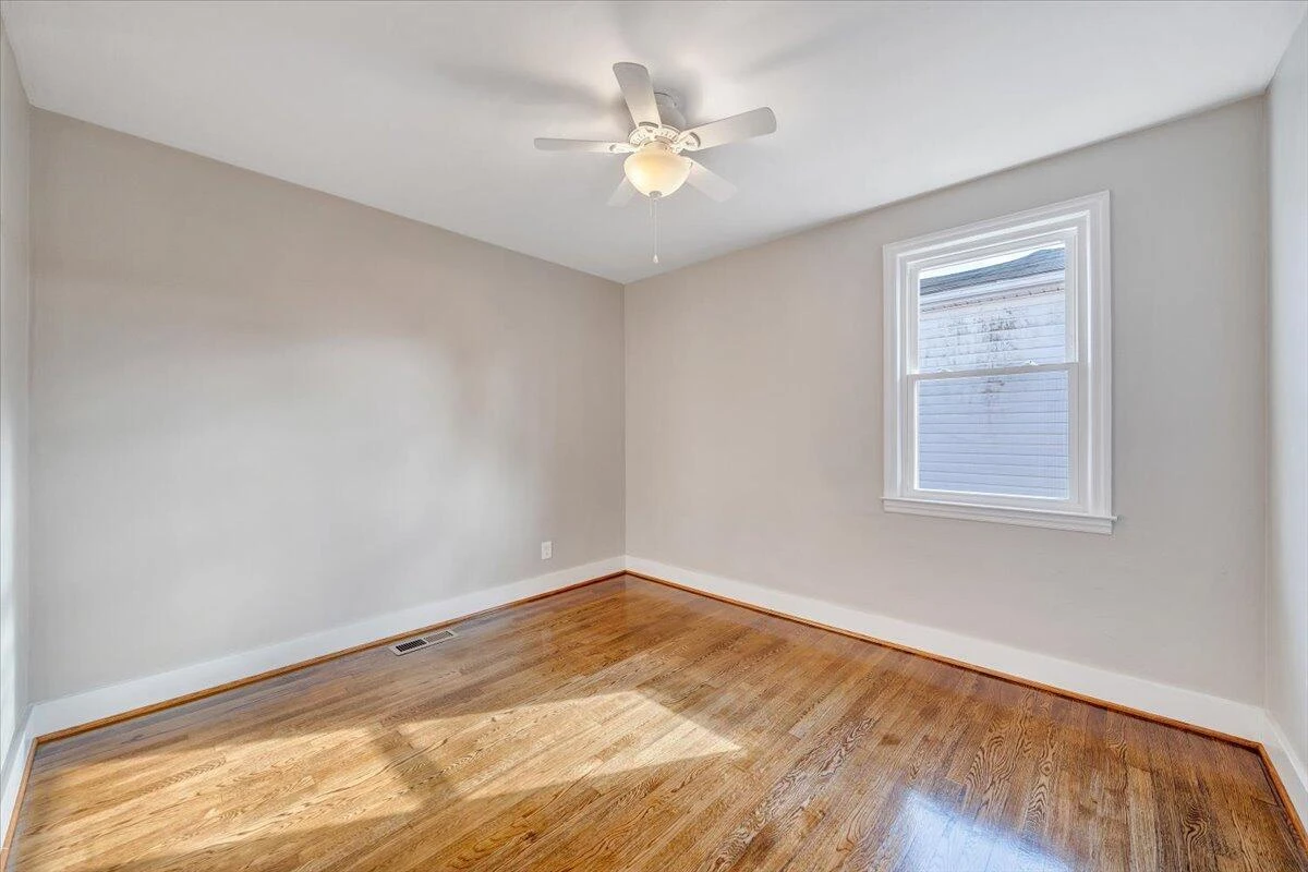 4713 Delray ST NW - Photo 19