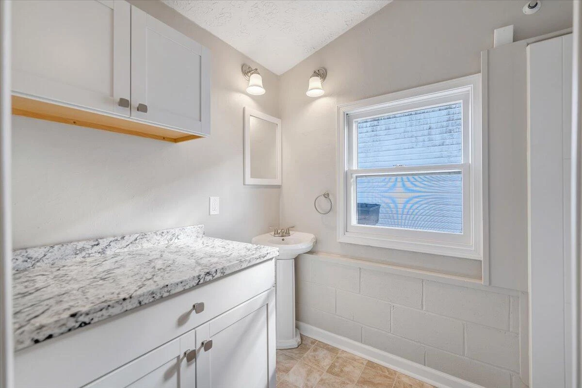 4713 Delray ST NW - Photo 37
