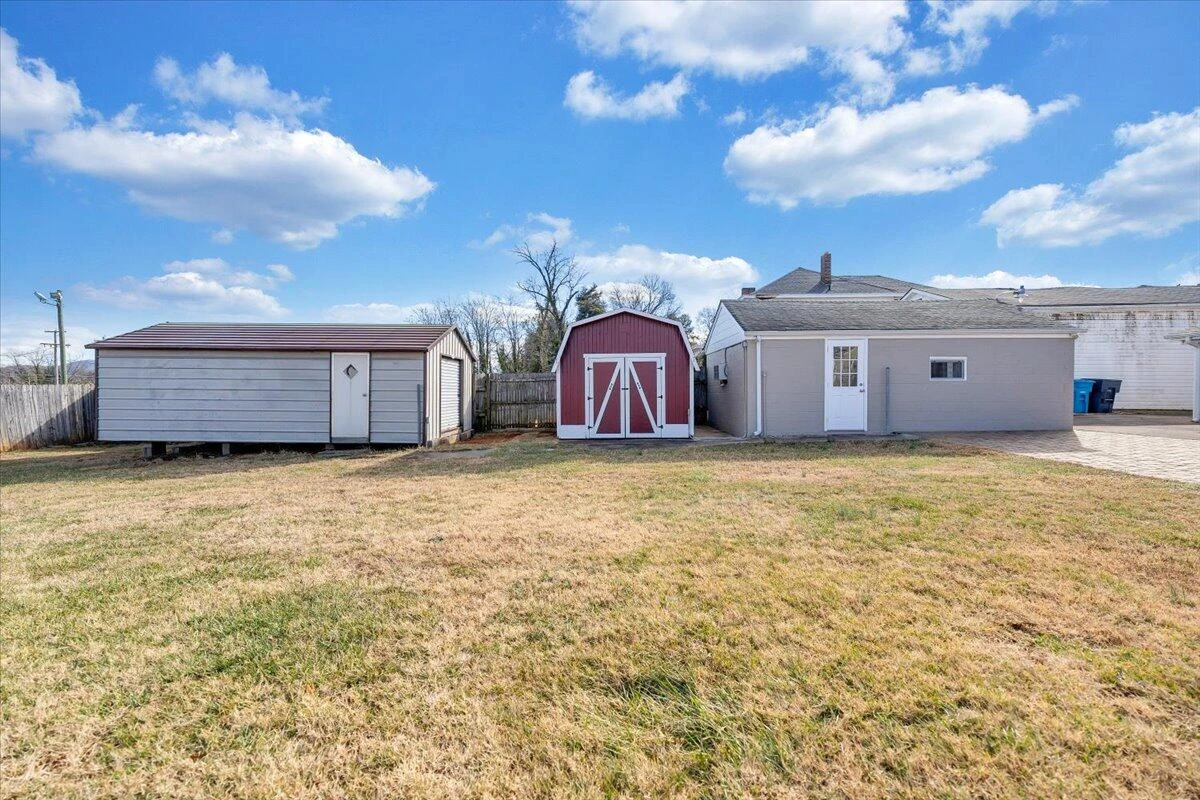 4713 Delray ST NW - Photo 45