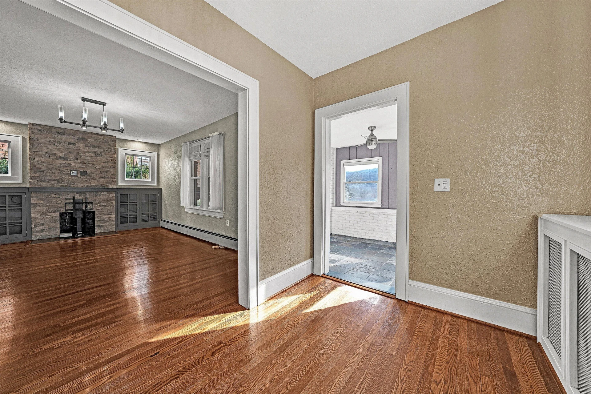 2705 Wycliffe AVE SW - Photo 17