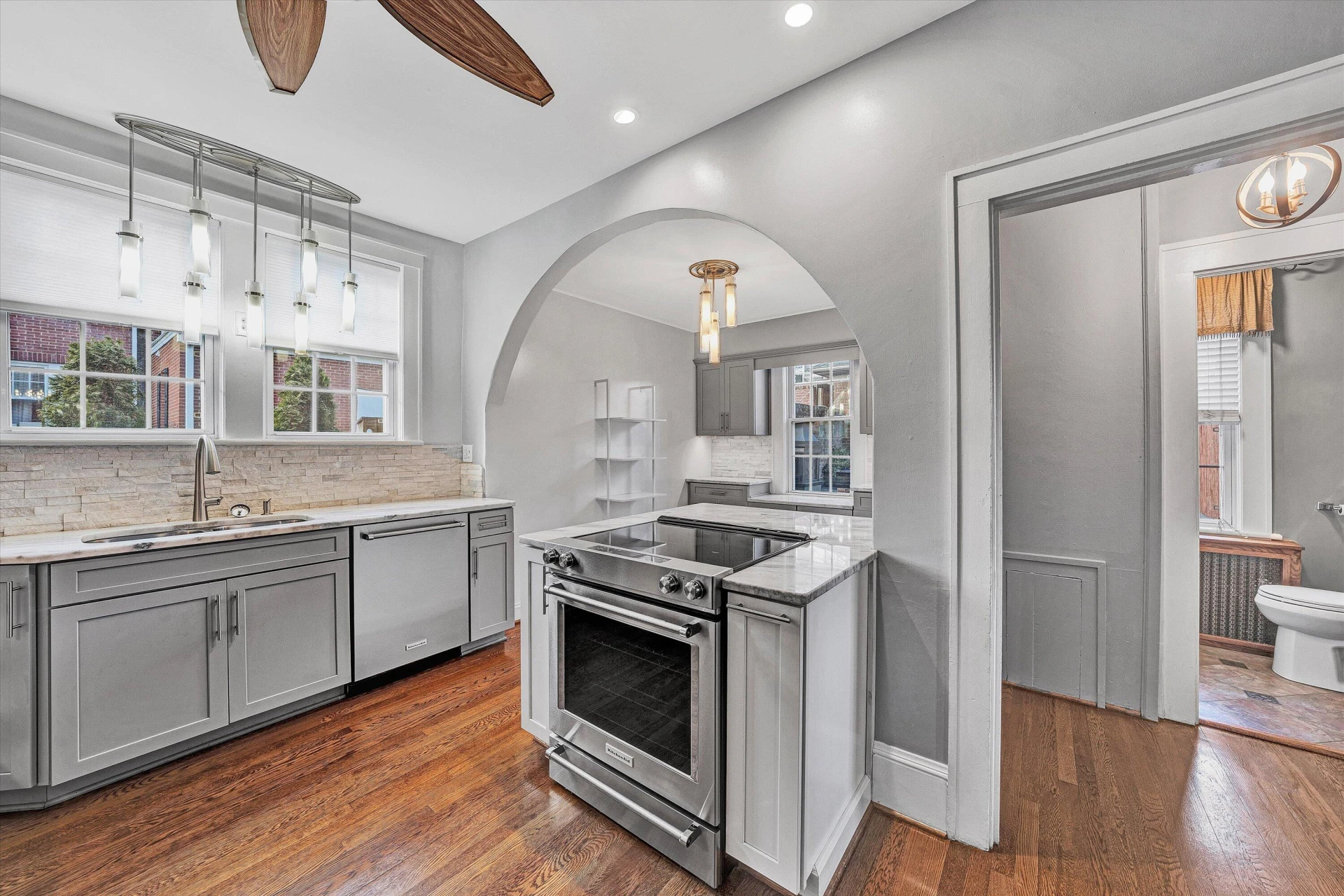 2705 Wycliffe AVE SW - Photo 21