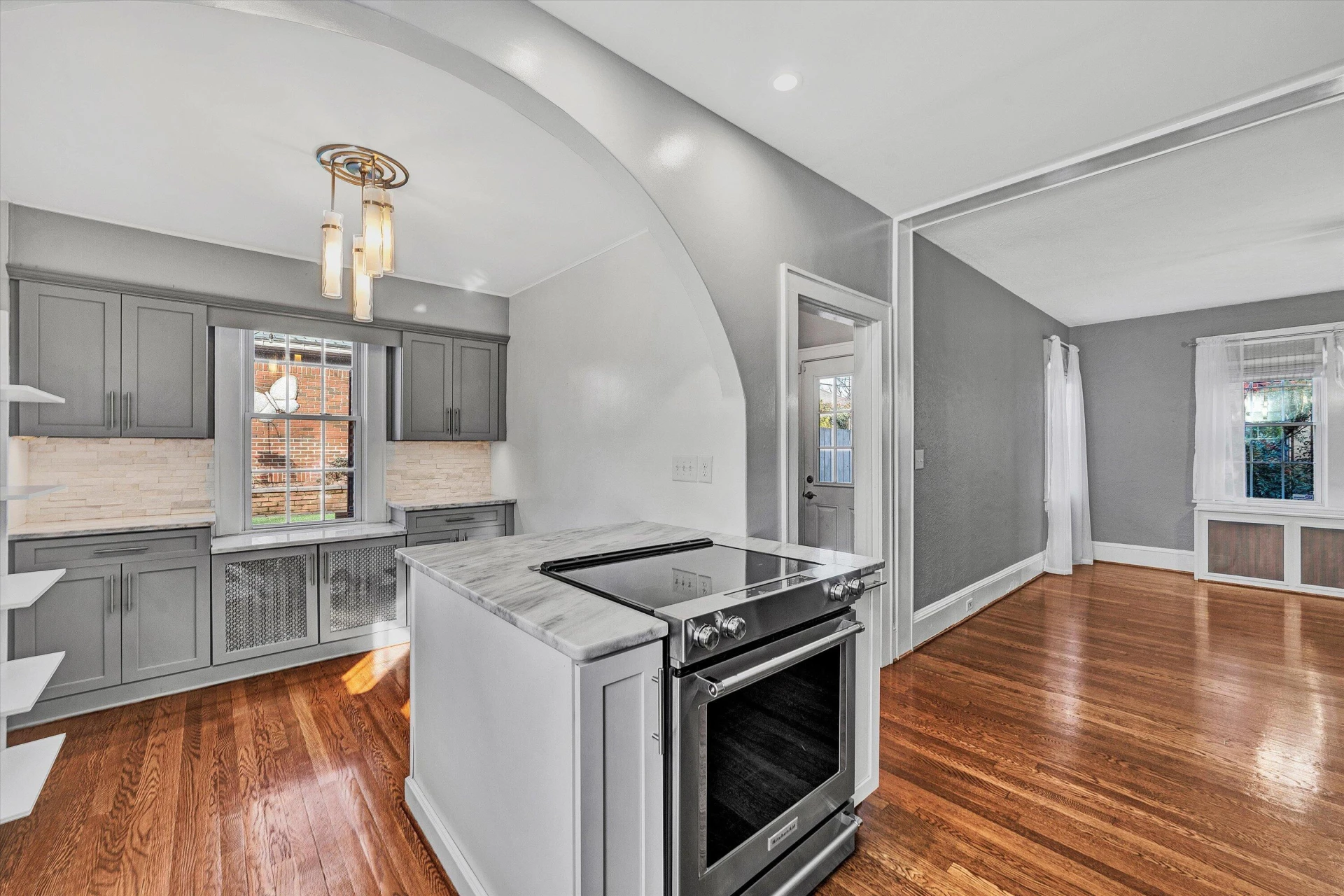 2705 Wycliffe AVE SW - Photo 22