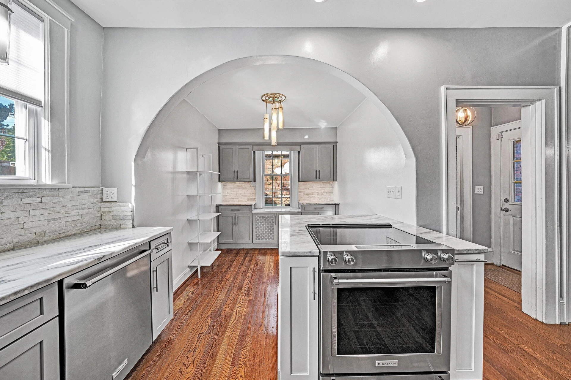 2705 Wycliffe AVE SW - Photo 23