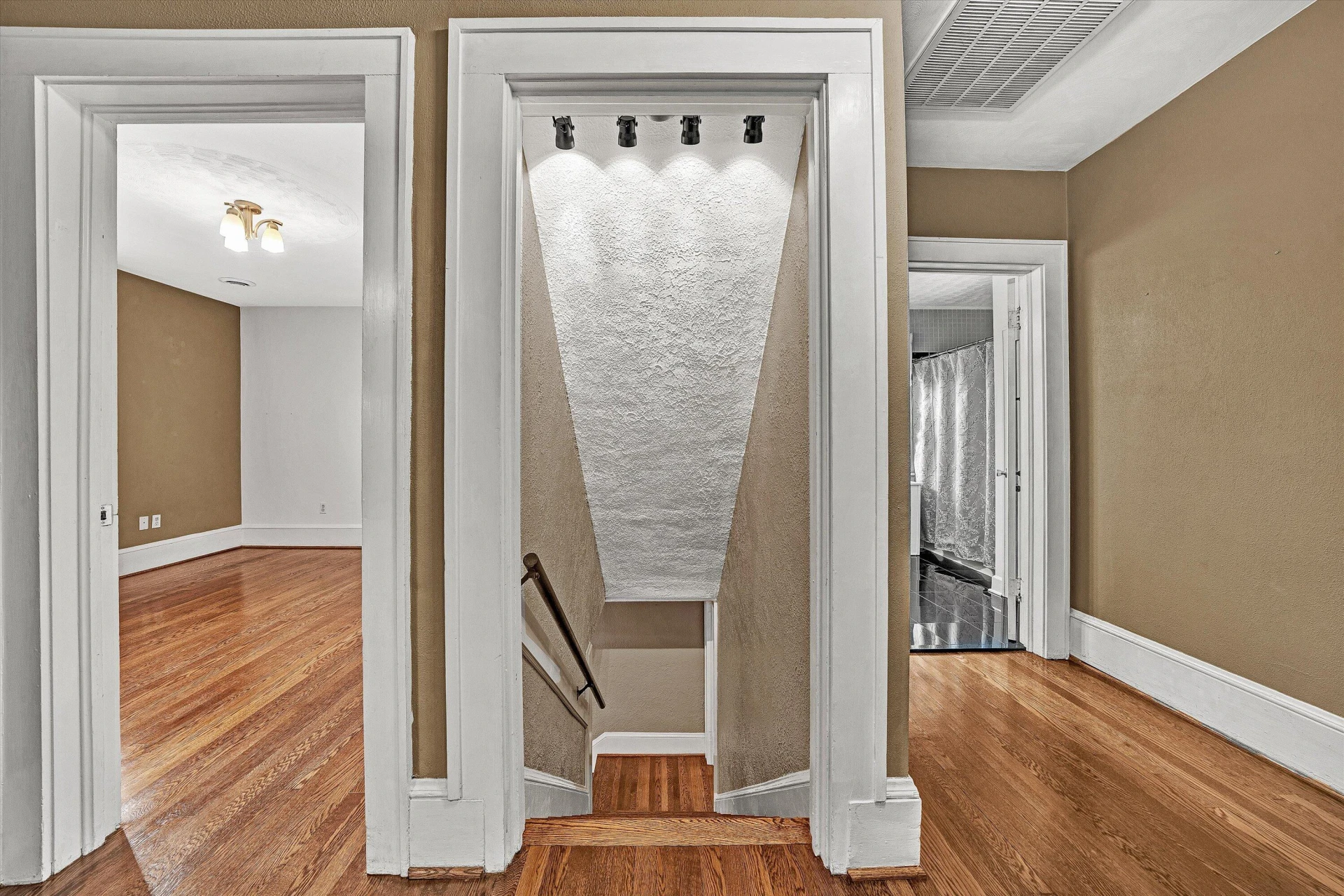 2705 Wycliffe AVE SW - Photo 27