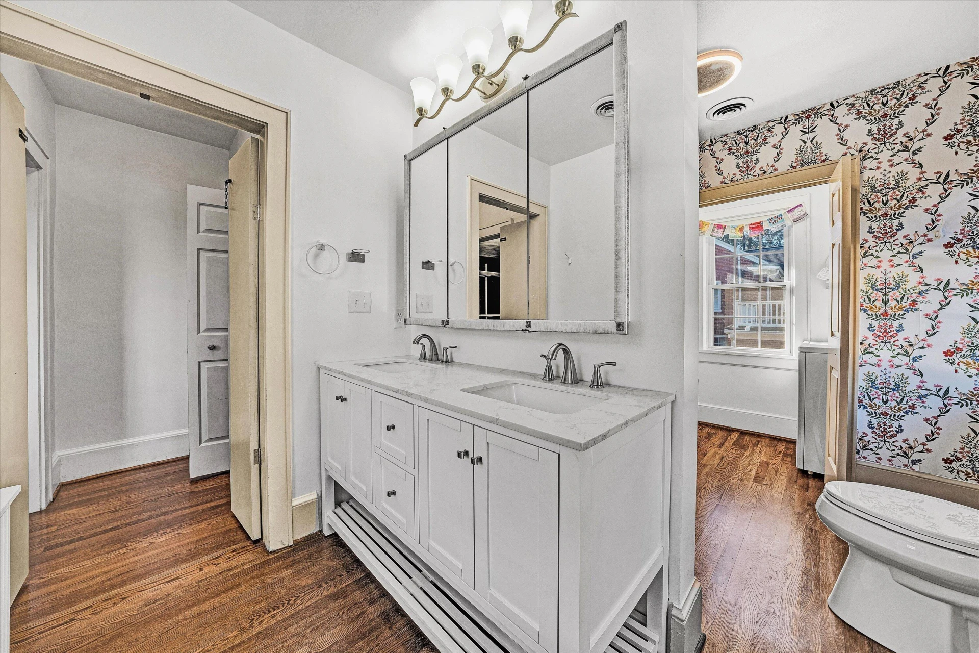2705 Wycliffe AVE SW - Photo 36