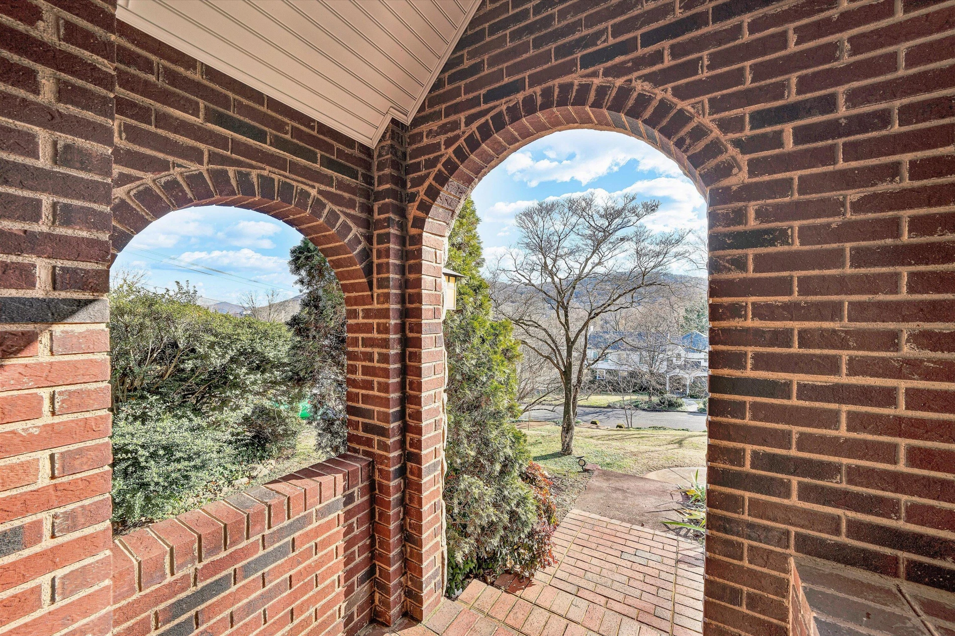 2705 Wycliffe AVE SW - Photo 10