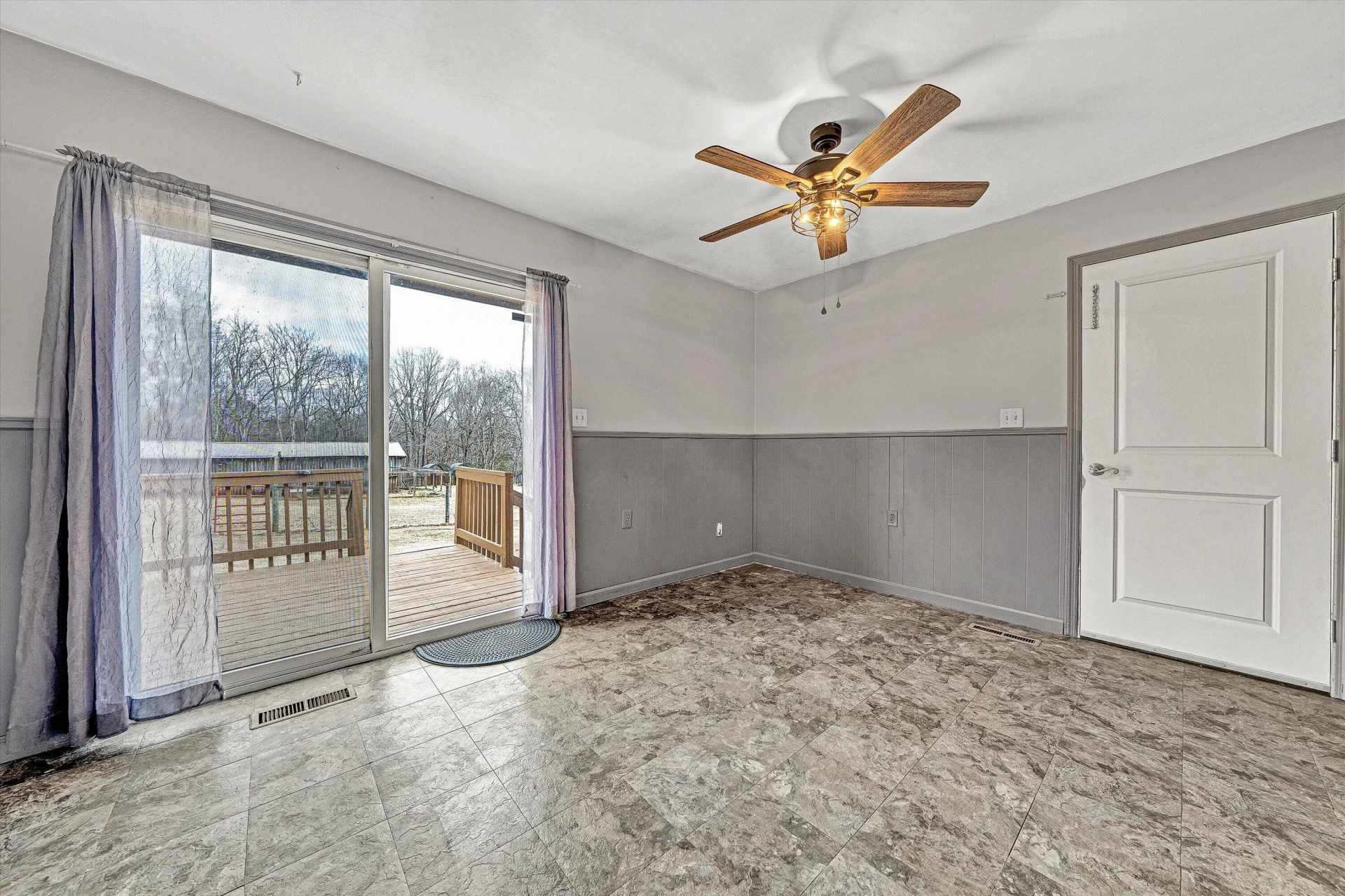 955 Kingston RD - Photo 10