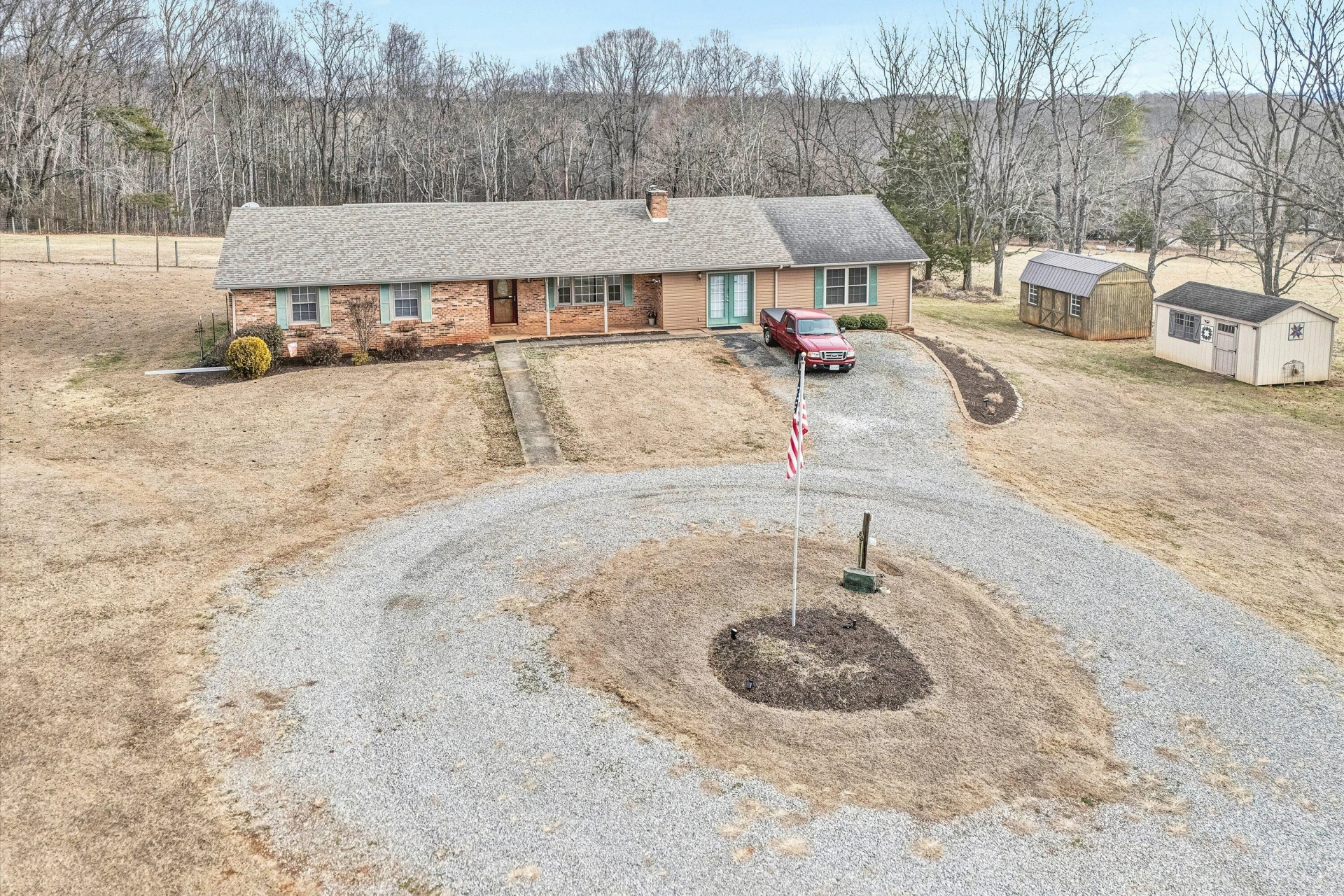 955 Kingston RD - Photo 4