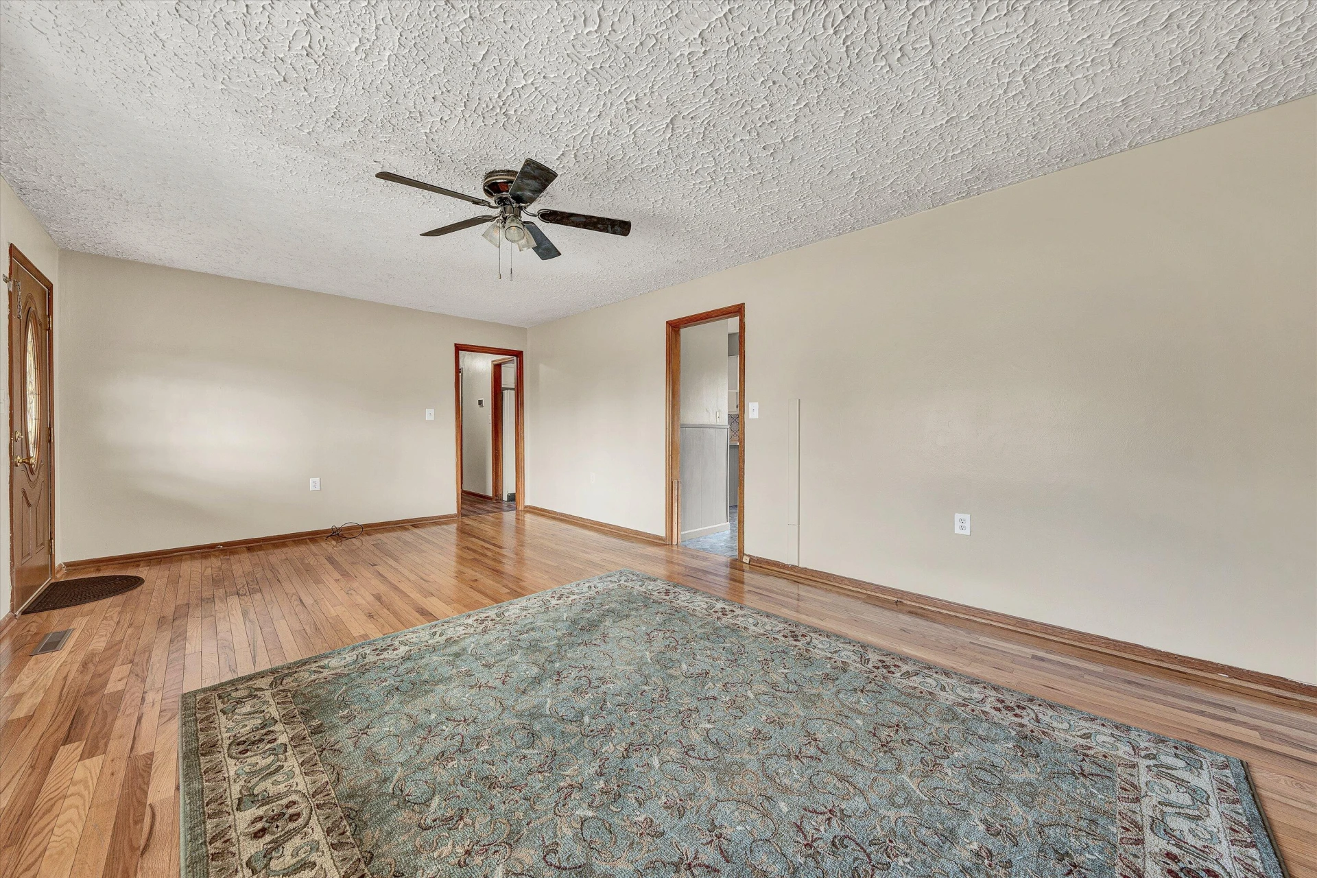 955 Kingston RD - Photo 9