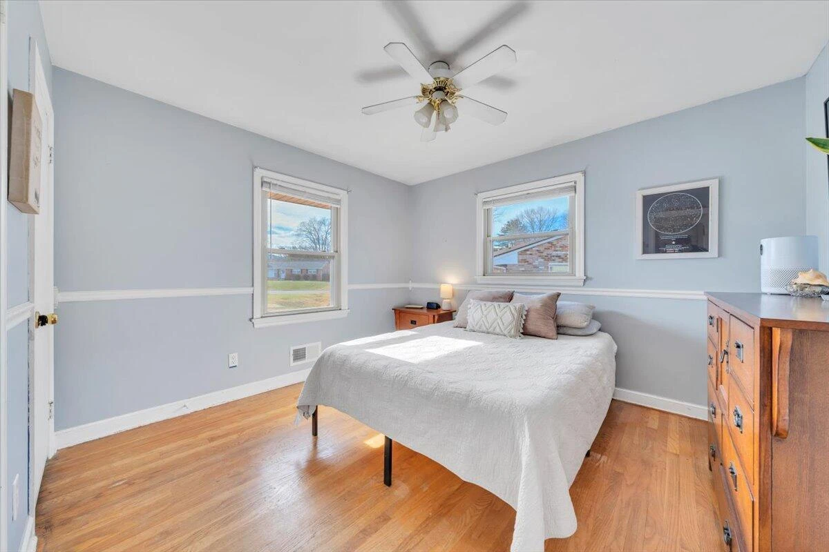 4336 Fontaine DR - Photo 19
