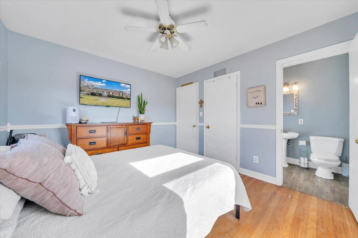 4336 Fontaine DR - Photo 20