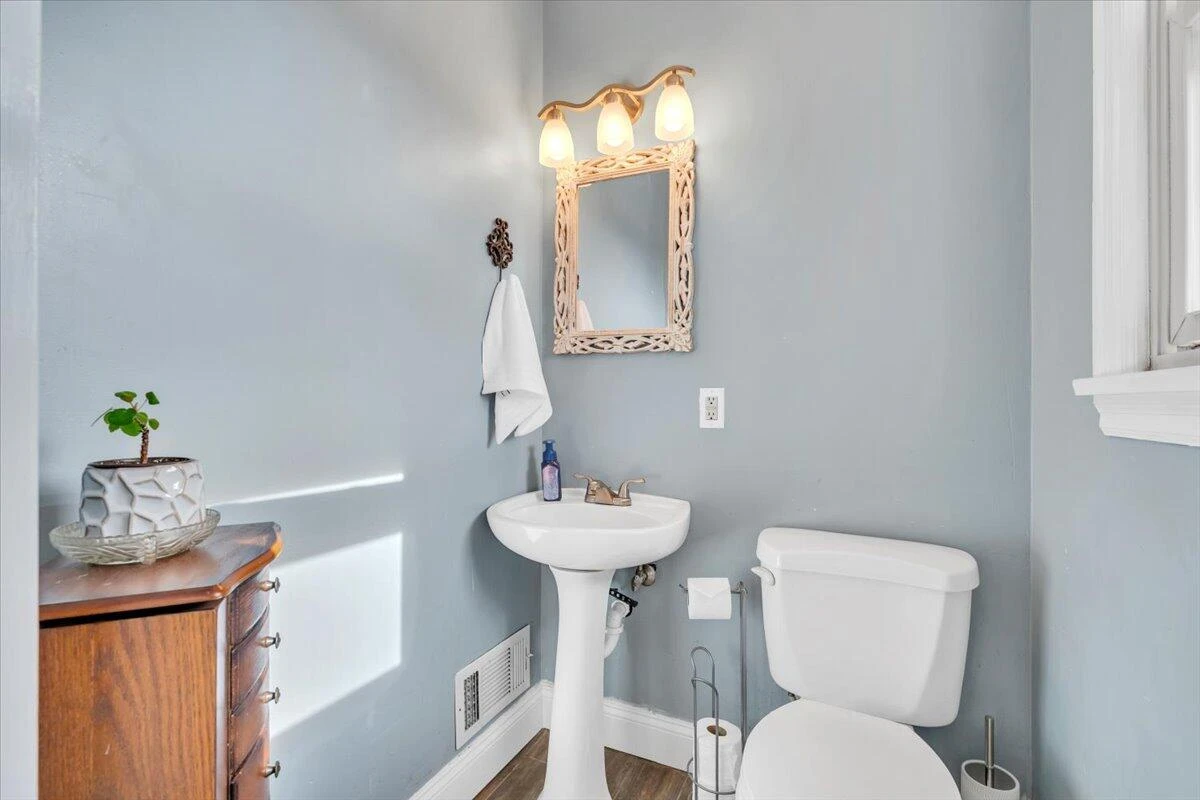 4336 Fontaine DR - Photo 21