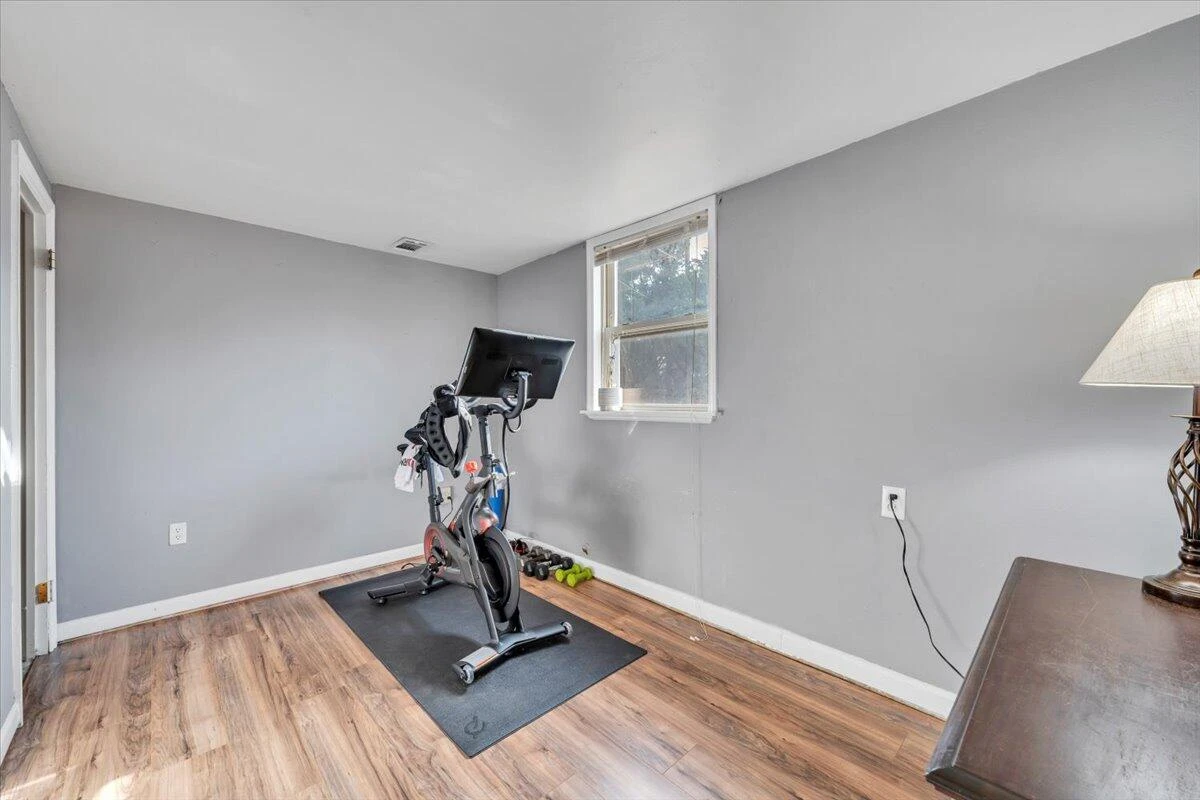 4336 Fontaine DR - Photo 34