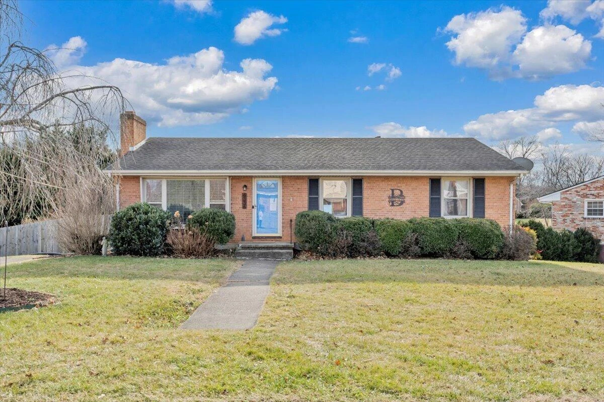4336 Fontaine DR - Photo 46