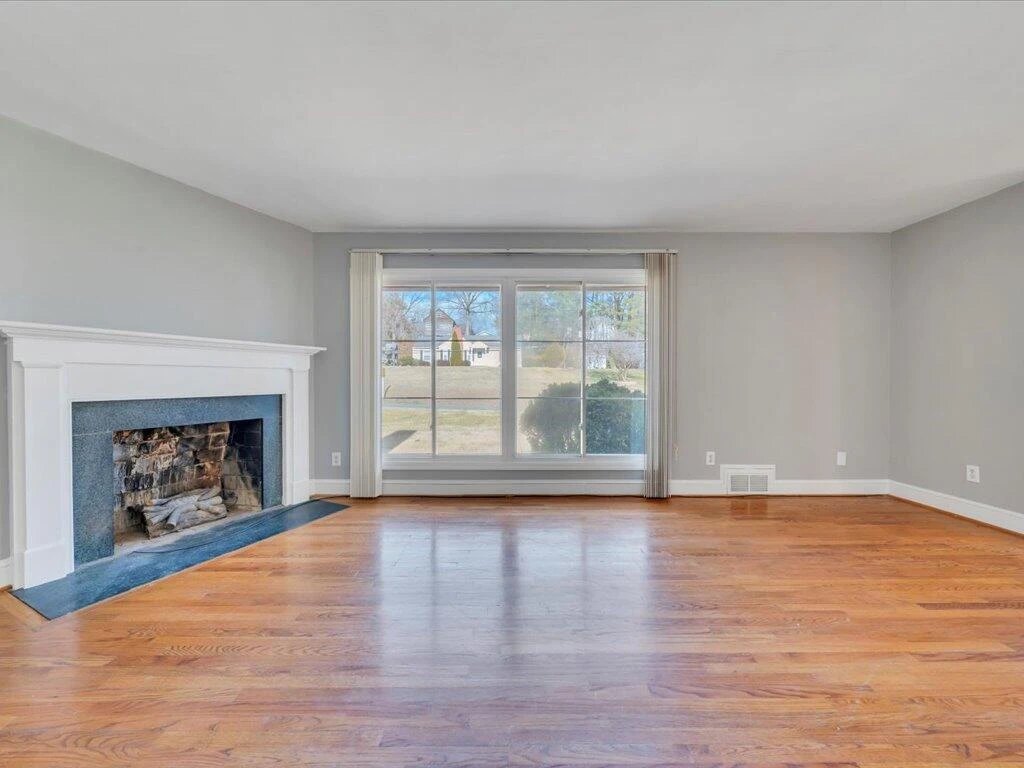 135 Old Furnace RD - Photo 4