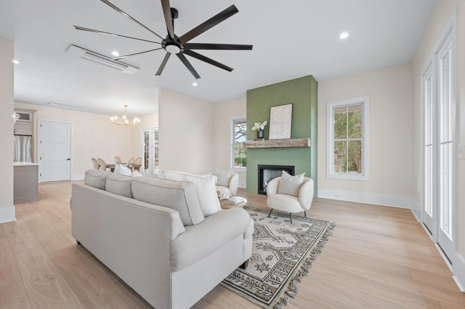 3741 Lowry RD - Photo 5