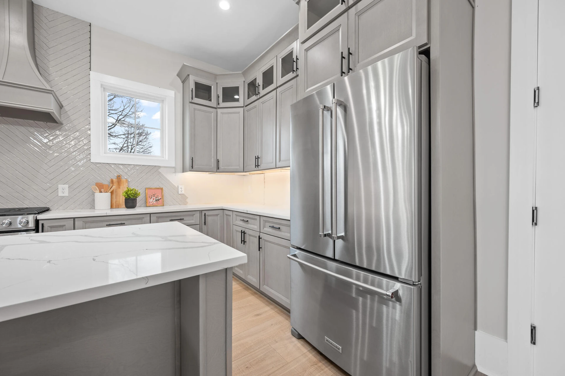 3741 Lowry RD - Photo 10