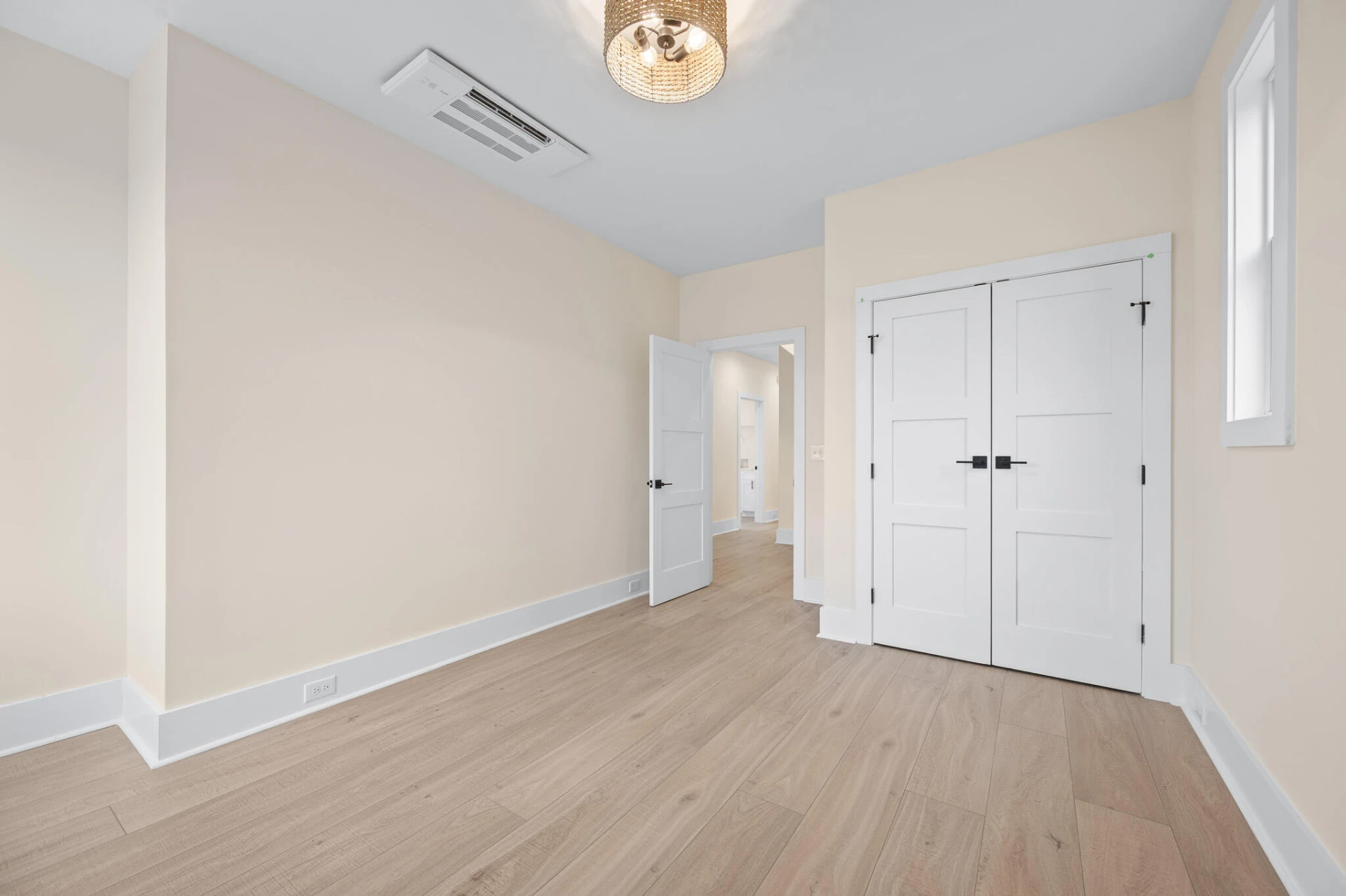 3741 Lowry RD - Photo 28