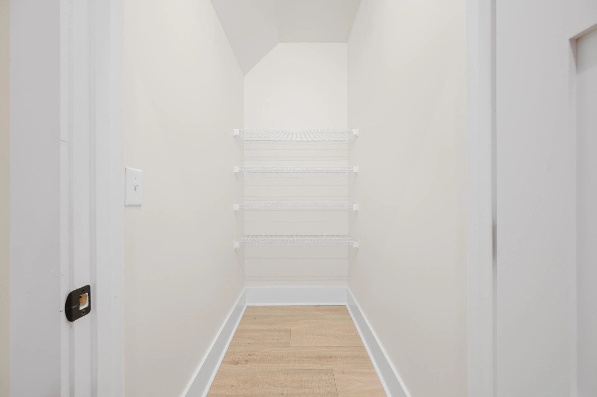 3741 Lowry RD - Photo 29