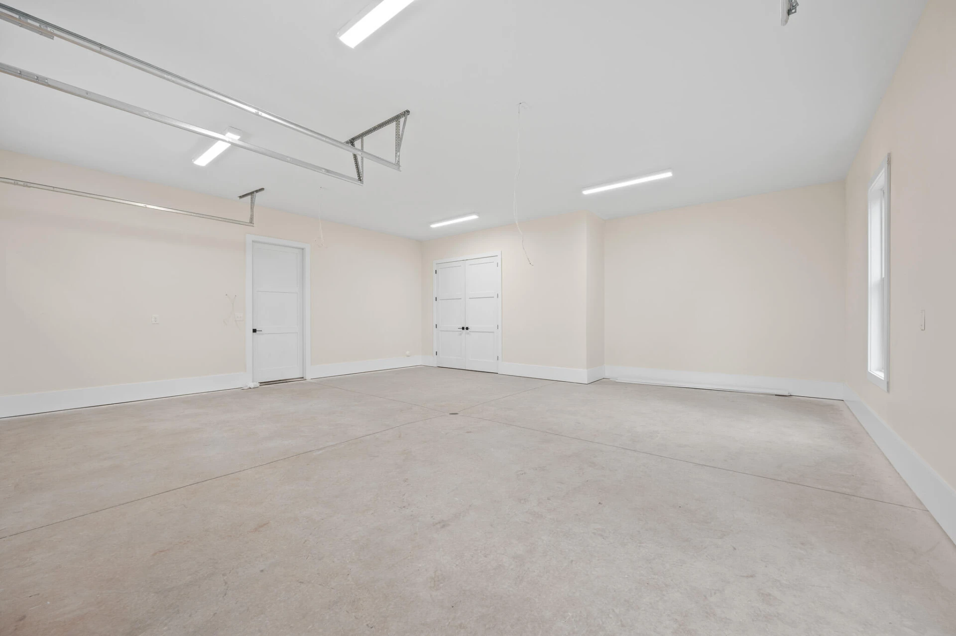 3741 Lowry RD - Photo 33