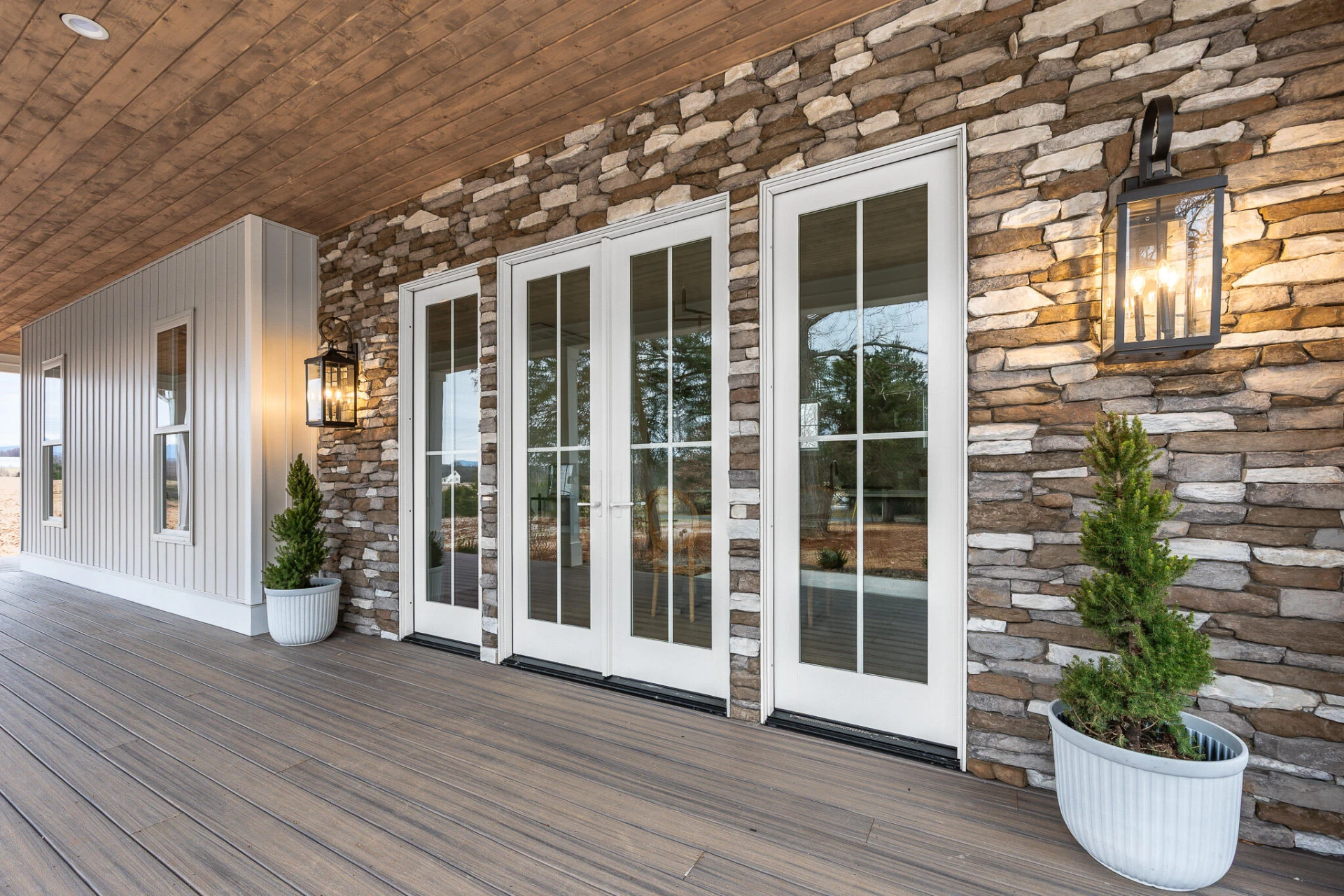 3741 Lowry RD - Photo 34