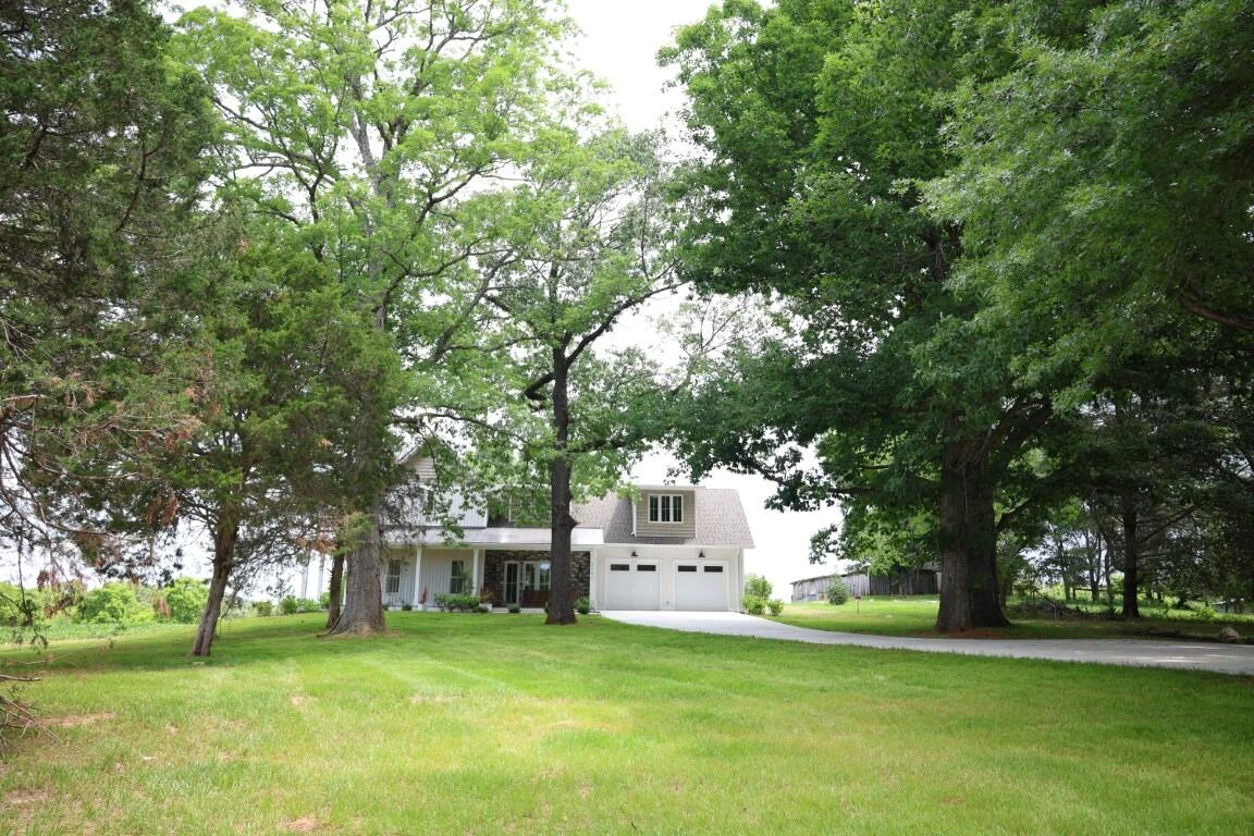 3741 Lowry RD - Photo 38
