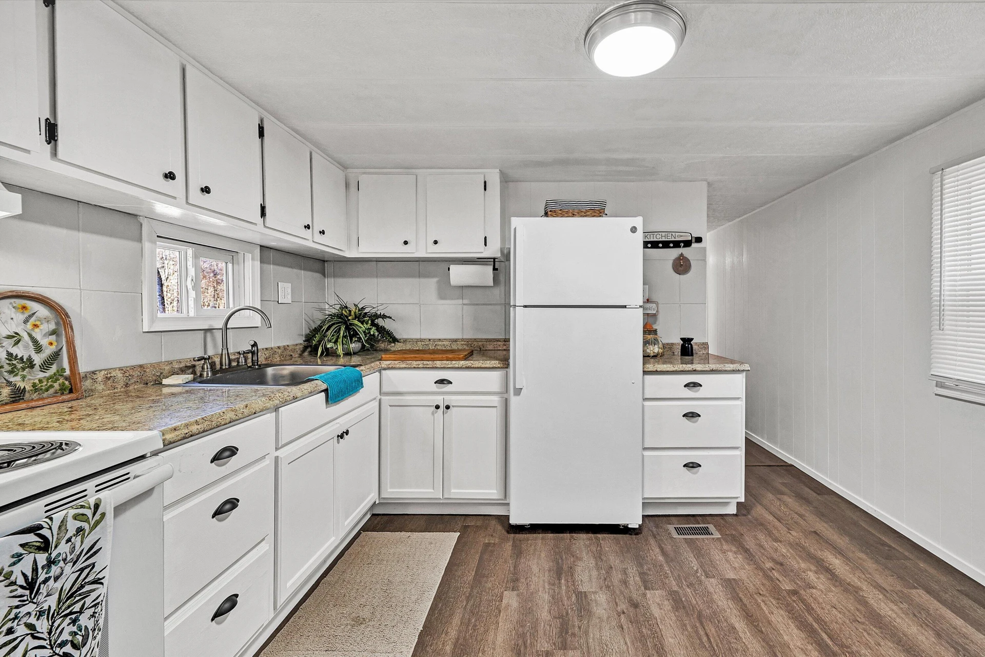 11111 Sontag RD - Photo 17