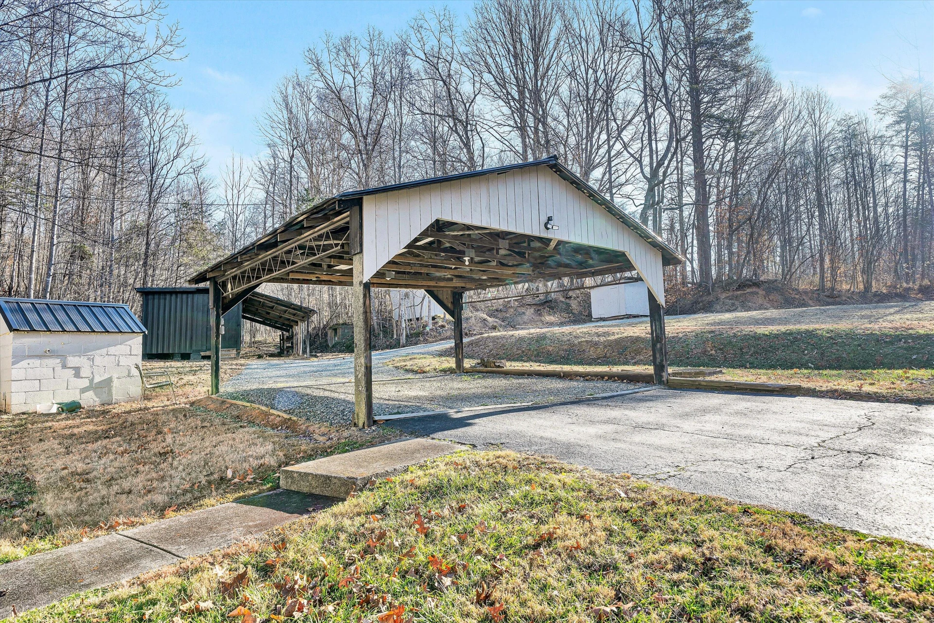 11111 Sontag RD - Photo 35