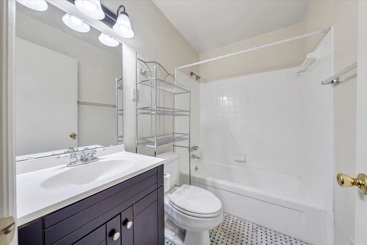 1519 Watauga ST SW #E - Photo 16