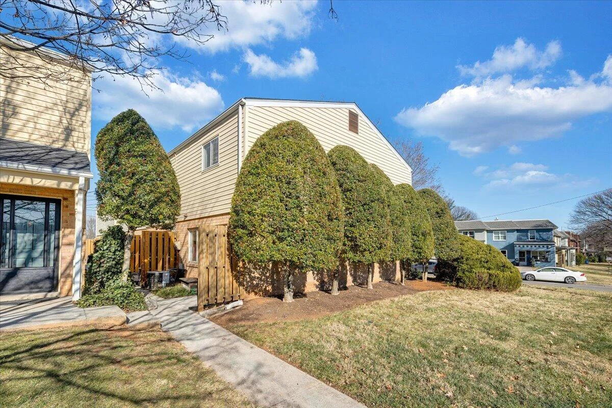 1519 Watauga ST SW #E - Photo 17